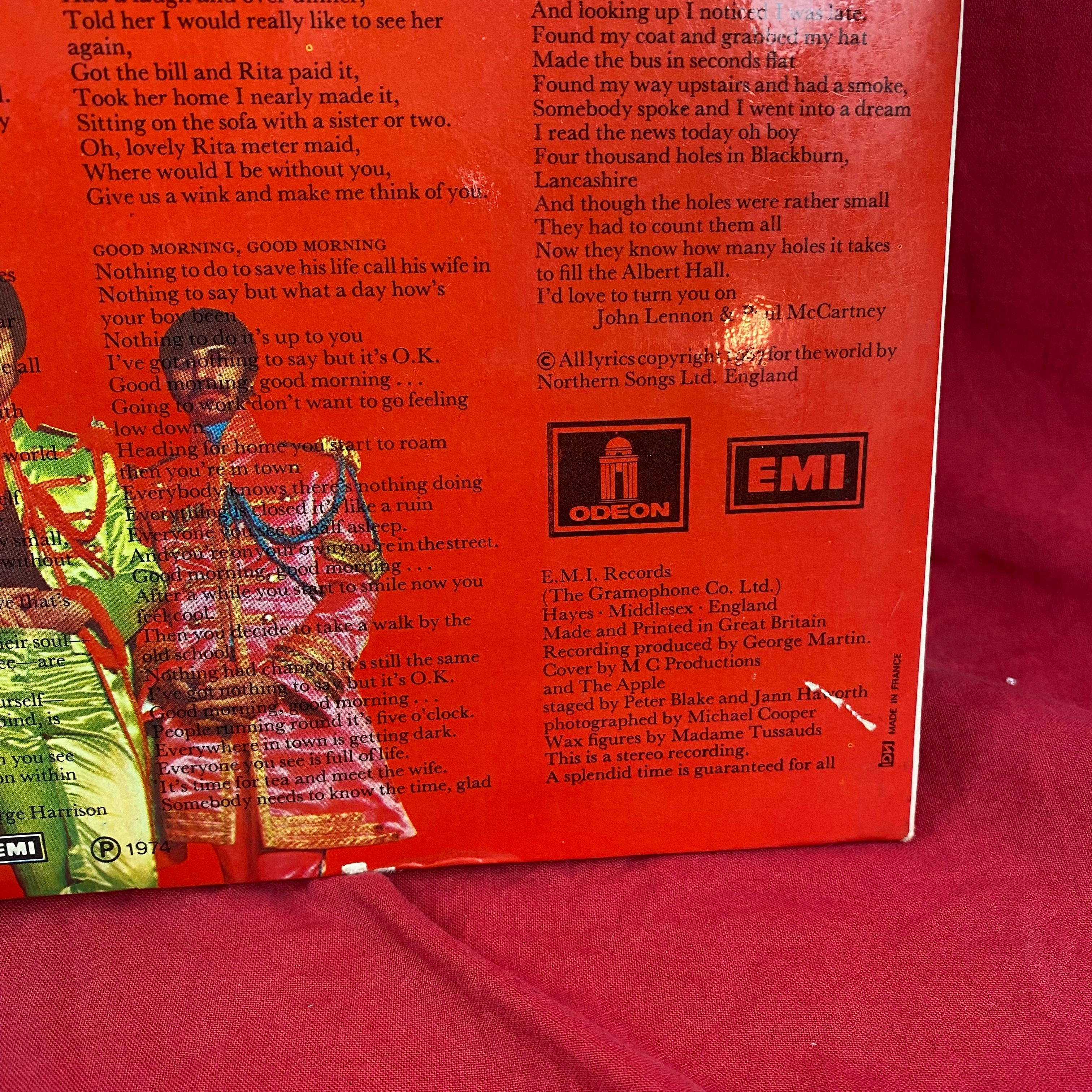 Sgt Pepper Lonely Hearts Club Band "BEATLES" Bon état - Vue 4 - 