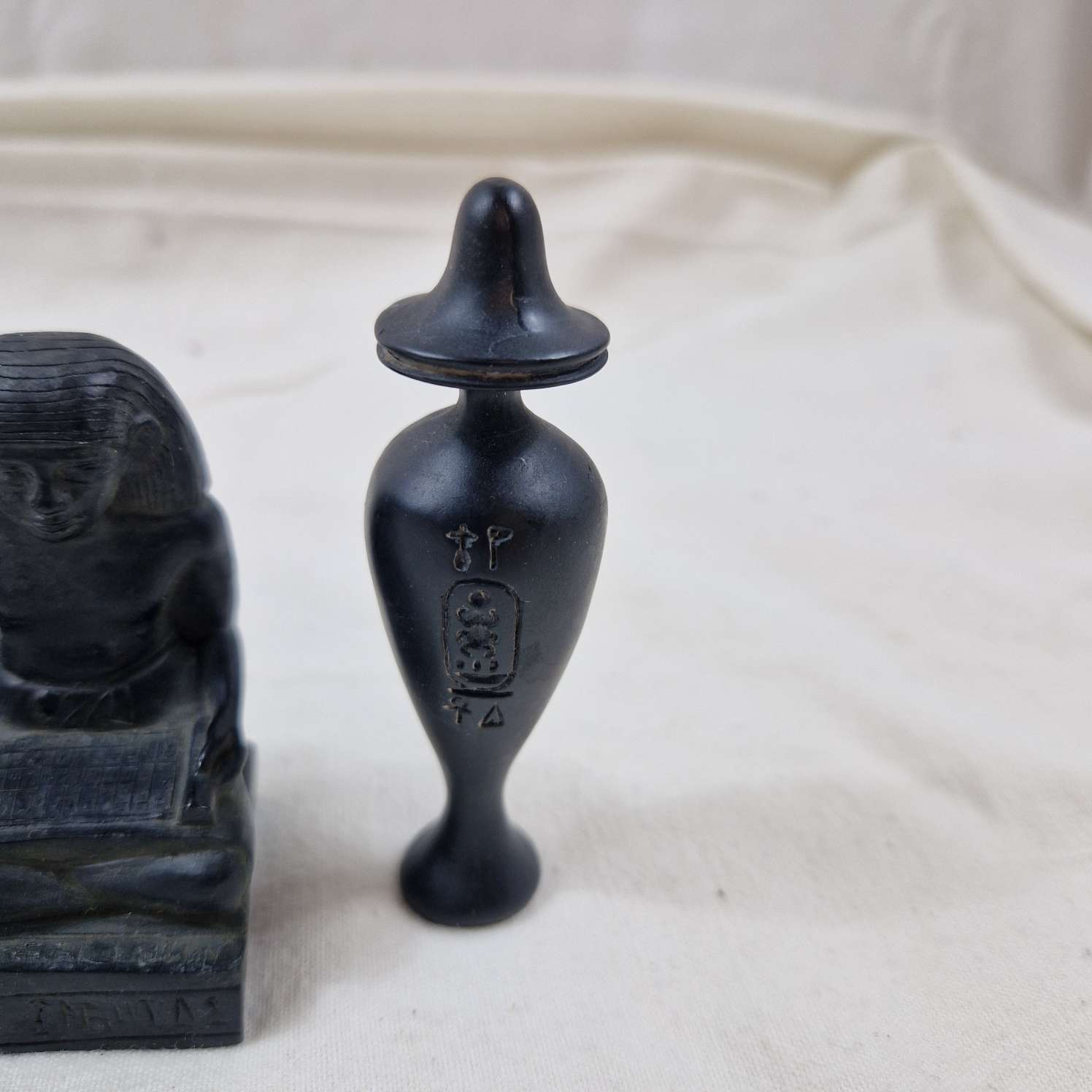 Petit lot de statuettes égyptiennes en résine - Photo 4