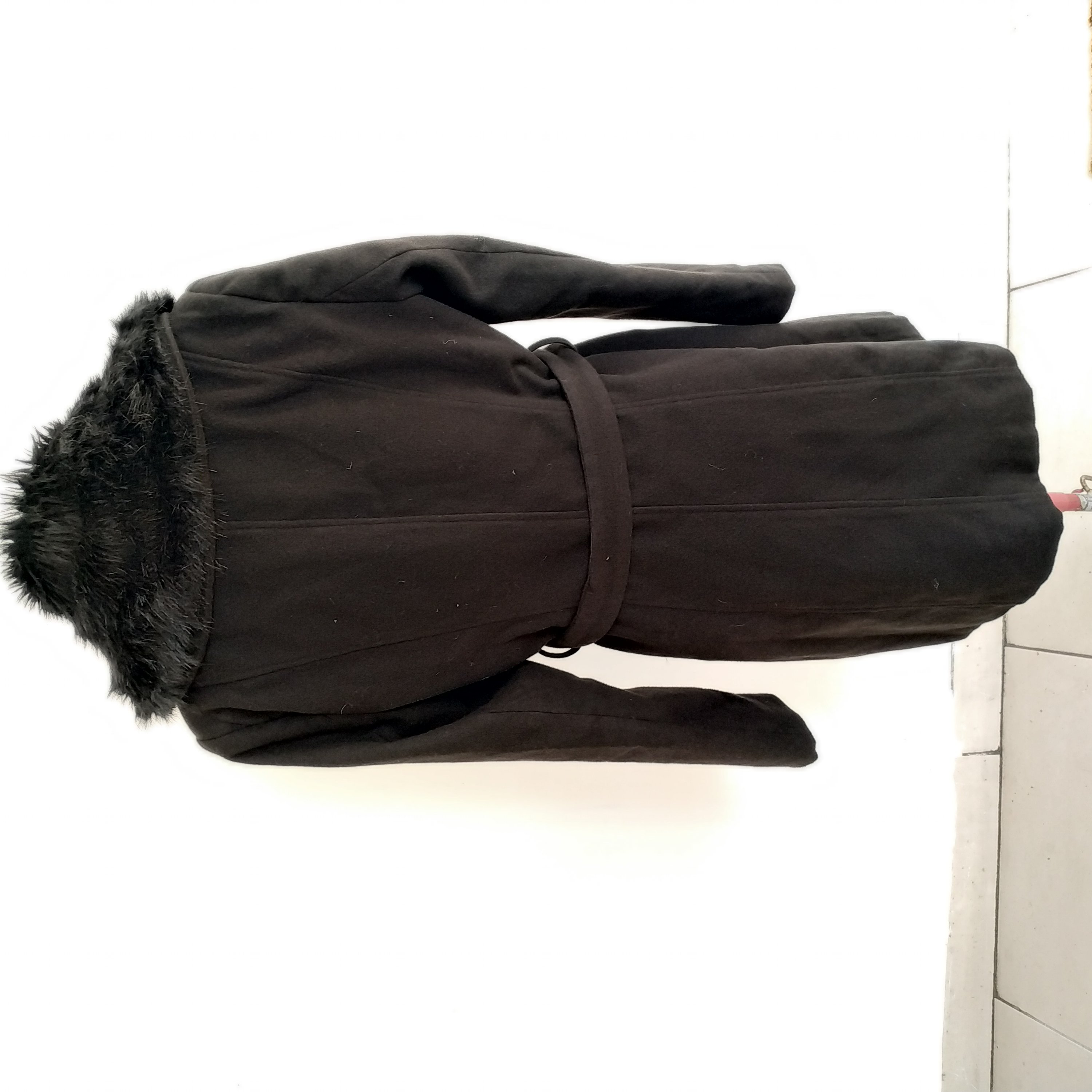 Voir photo 2 de Manteau noir en lainage col ammovible - 40 Manteau noir en lainage col ammovible - 40 Comme neuf - Vue 2 -