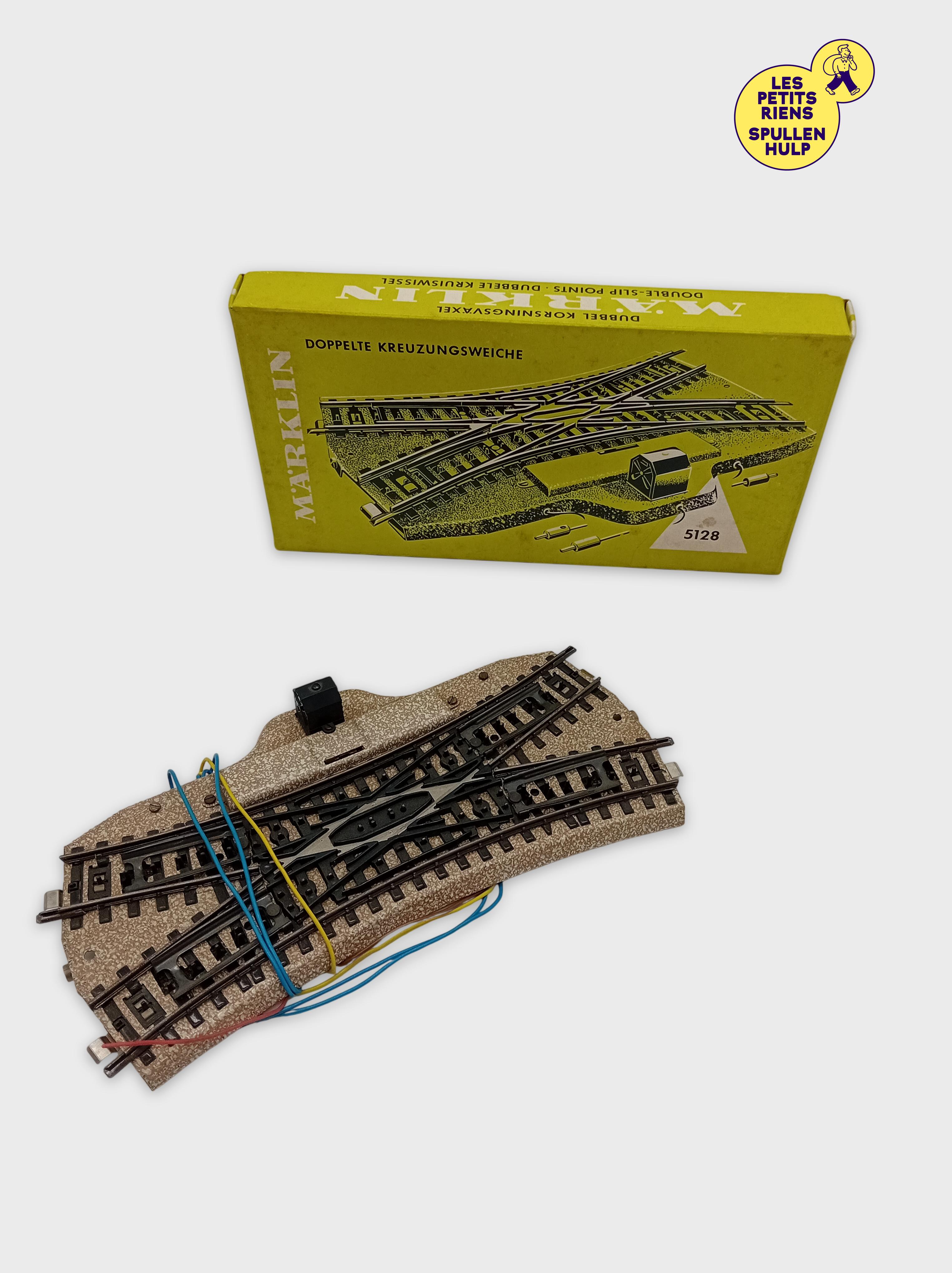 Aiguillage Double Croisement Électrique Märklin Ho 5128 Vintage (B651) Très bon état -  reconditionné disponible sur Label Emmaüs