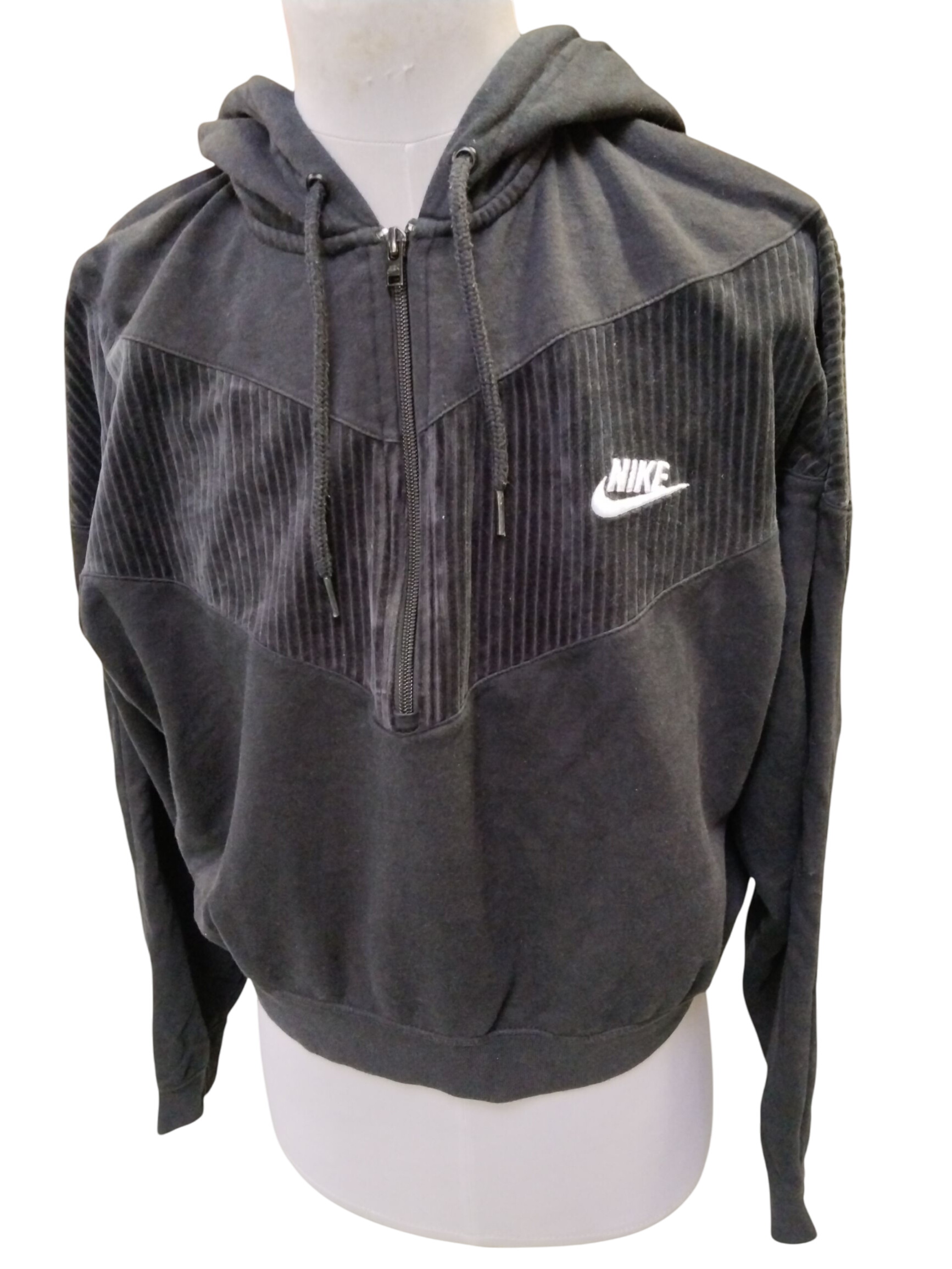 Sweat à capuche Nike Bon état -  reconditionné disponible sur Label Emmaüs