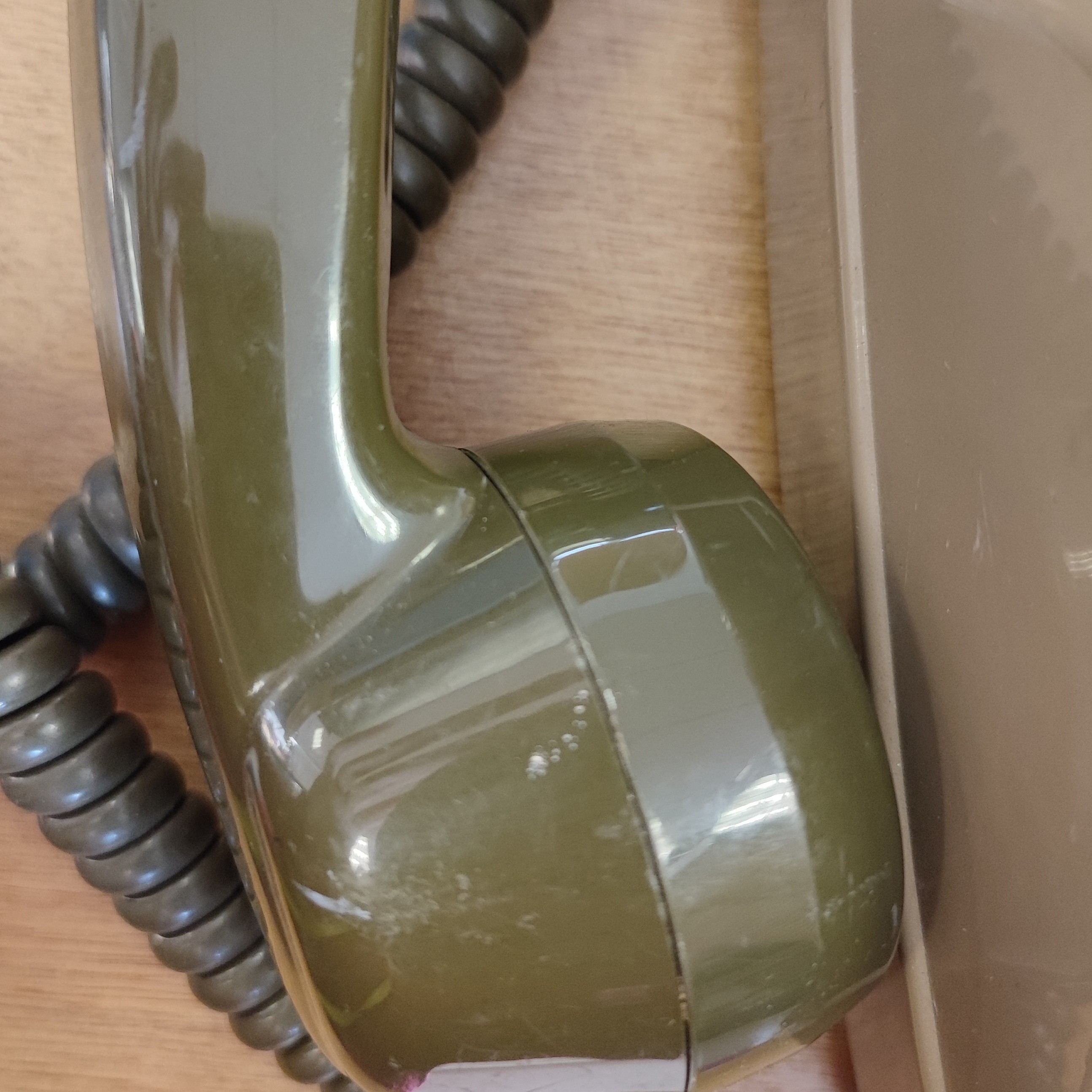 Téléphone fixe vintage kaki Bon état - Vue 5 - 