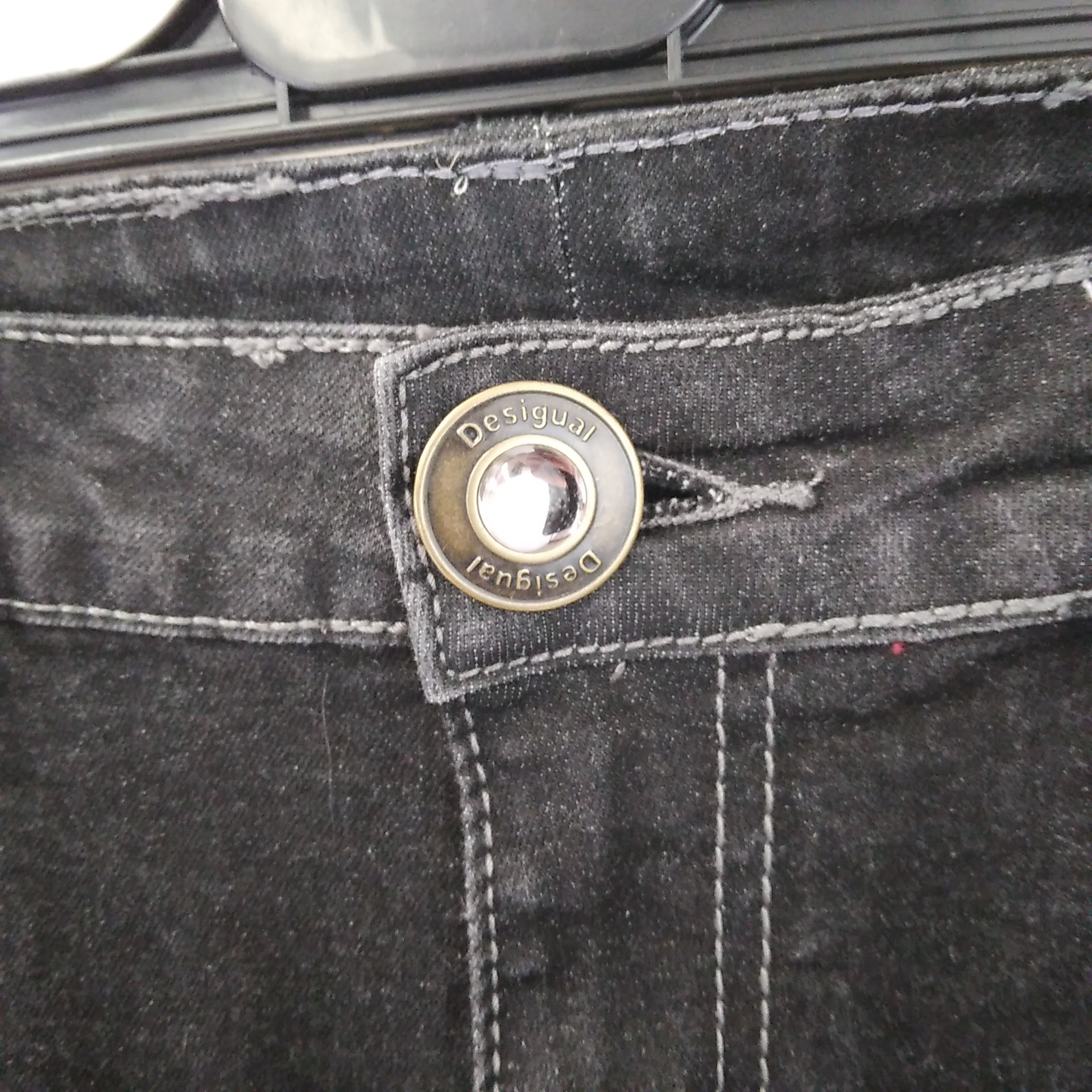 Jeans customisé, Desigual - 38 Comme neuf - Vue 3 - 