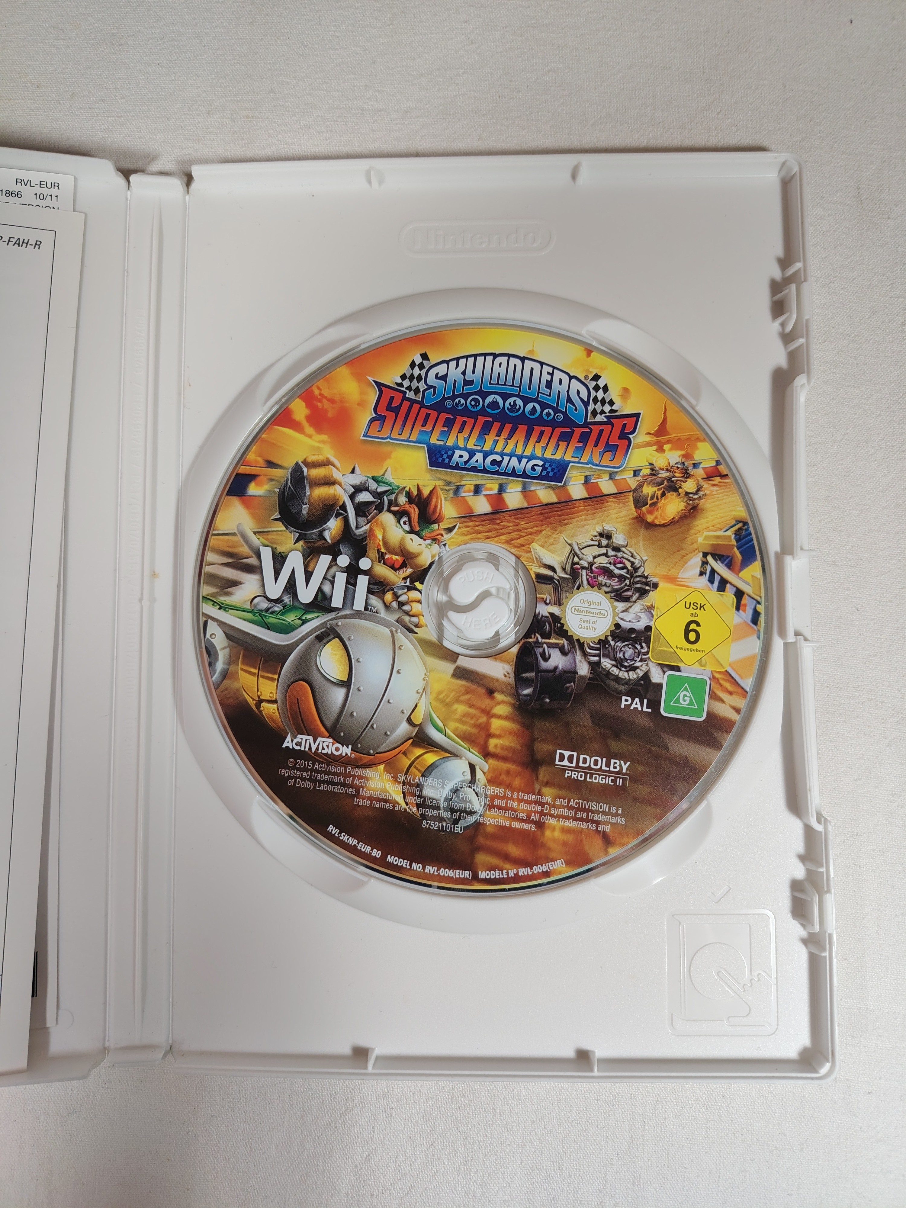 Lot figurines + jeux Skylanders superchargers racing wii Très bon état - Vue 2 - 
