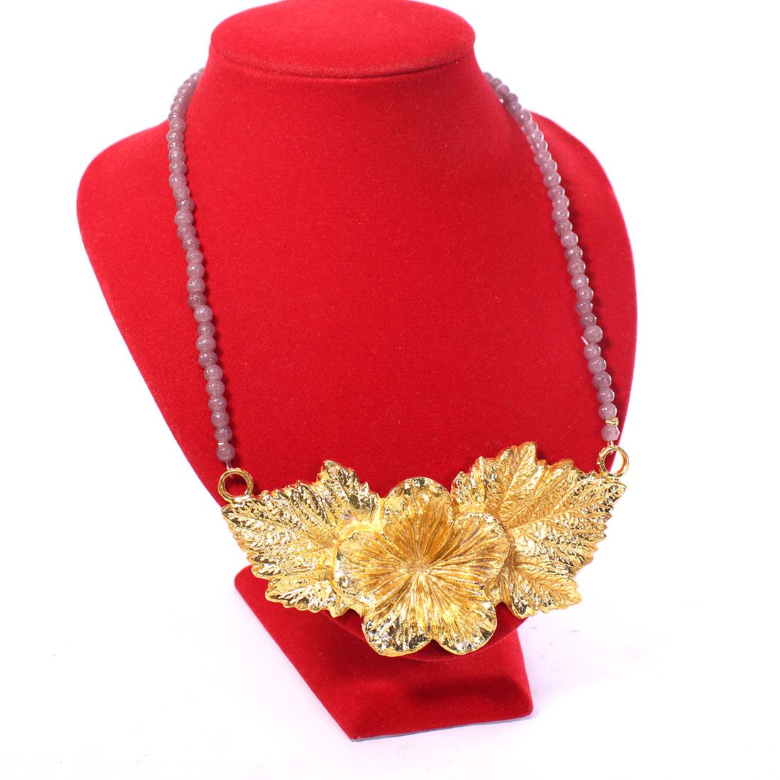 Collier métal doré perles en verre  - Vue 2 - 
