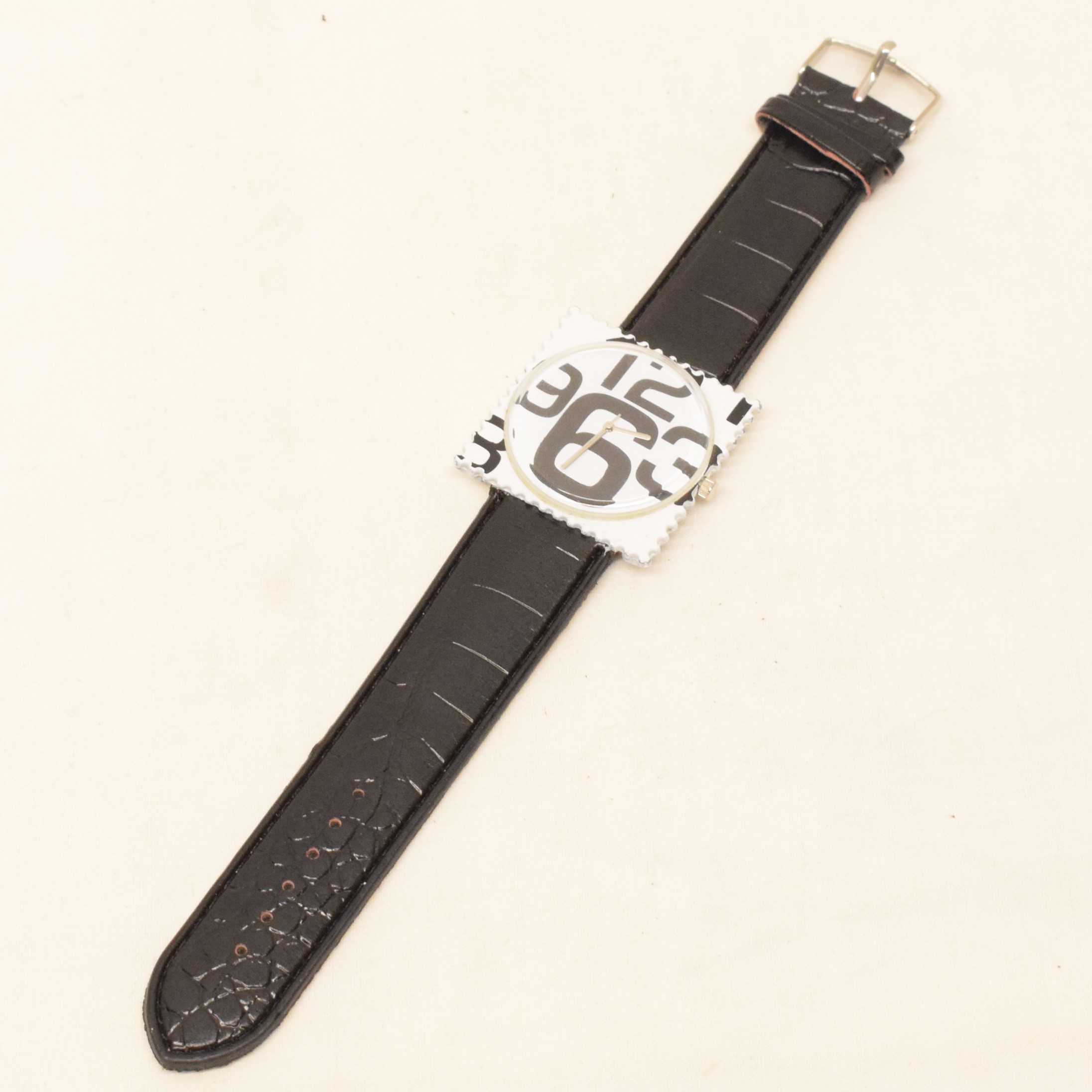 Montre à quartz femme de marque TEXTO   -  reconditionné disponible sur Label Emmaüs