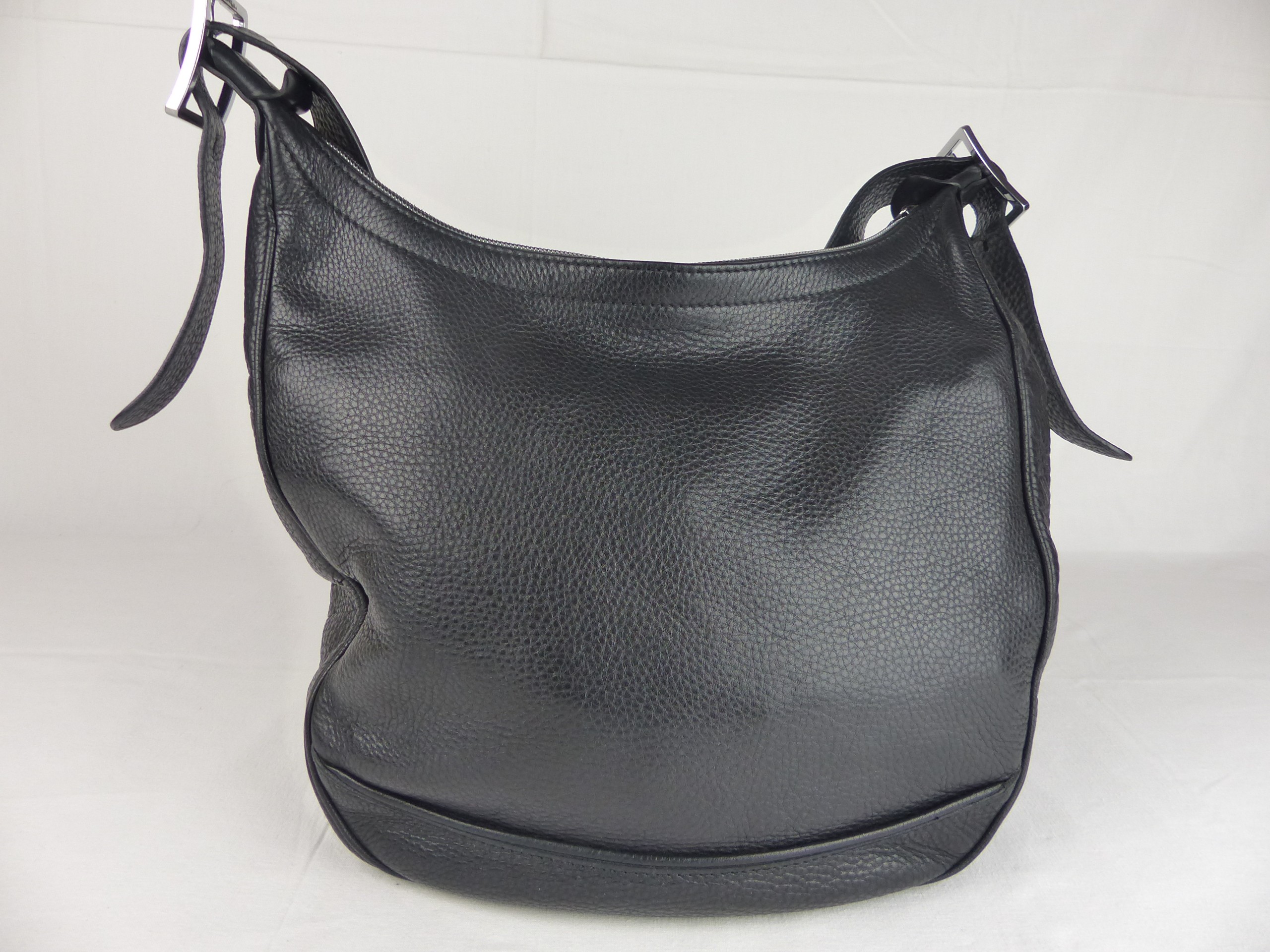 Sac à main bandoulière Longchamp en cuir, modèle Cosmos - Bon état - Photo 3