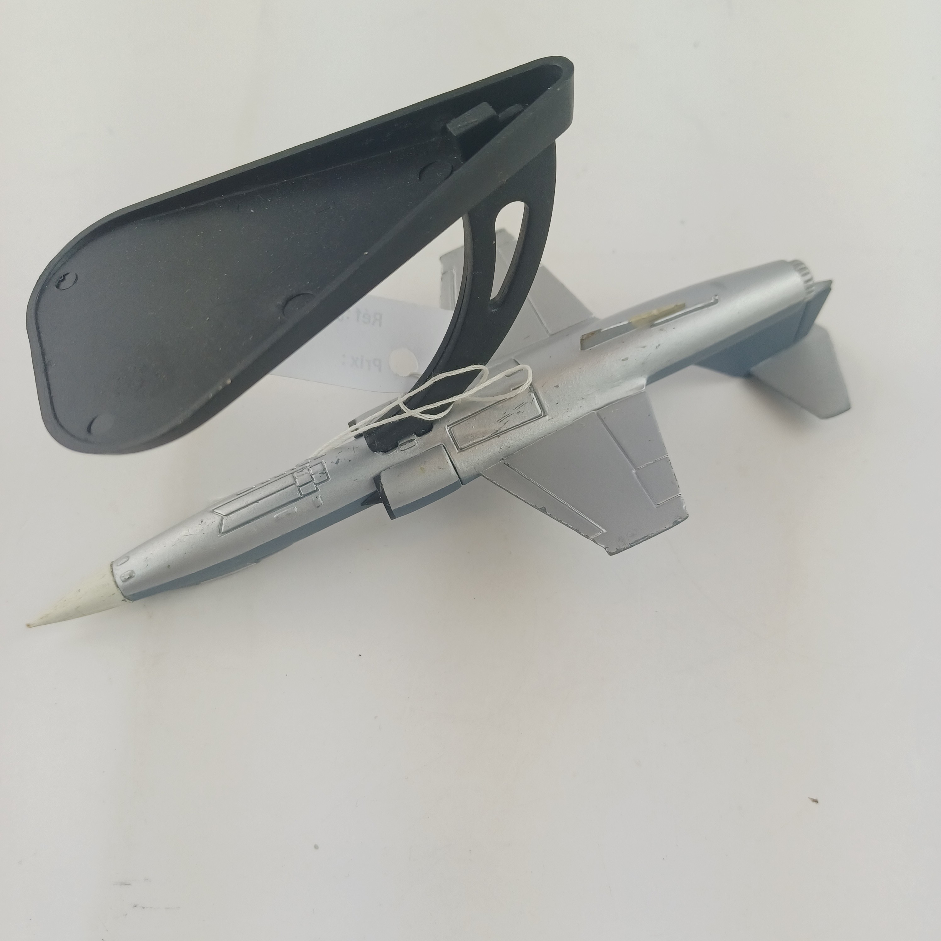 Avion militaire miniature Bon état - Vue 5 - 