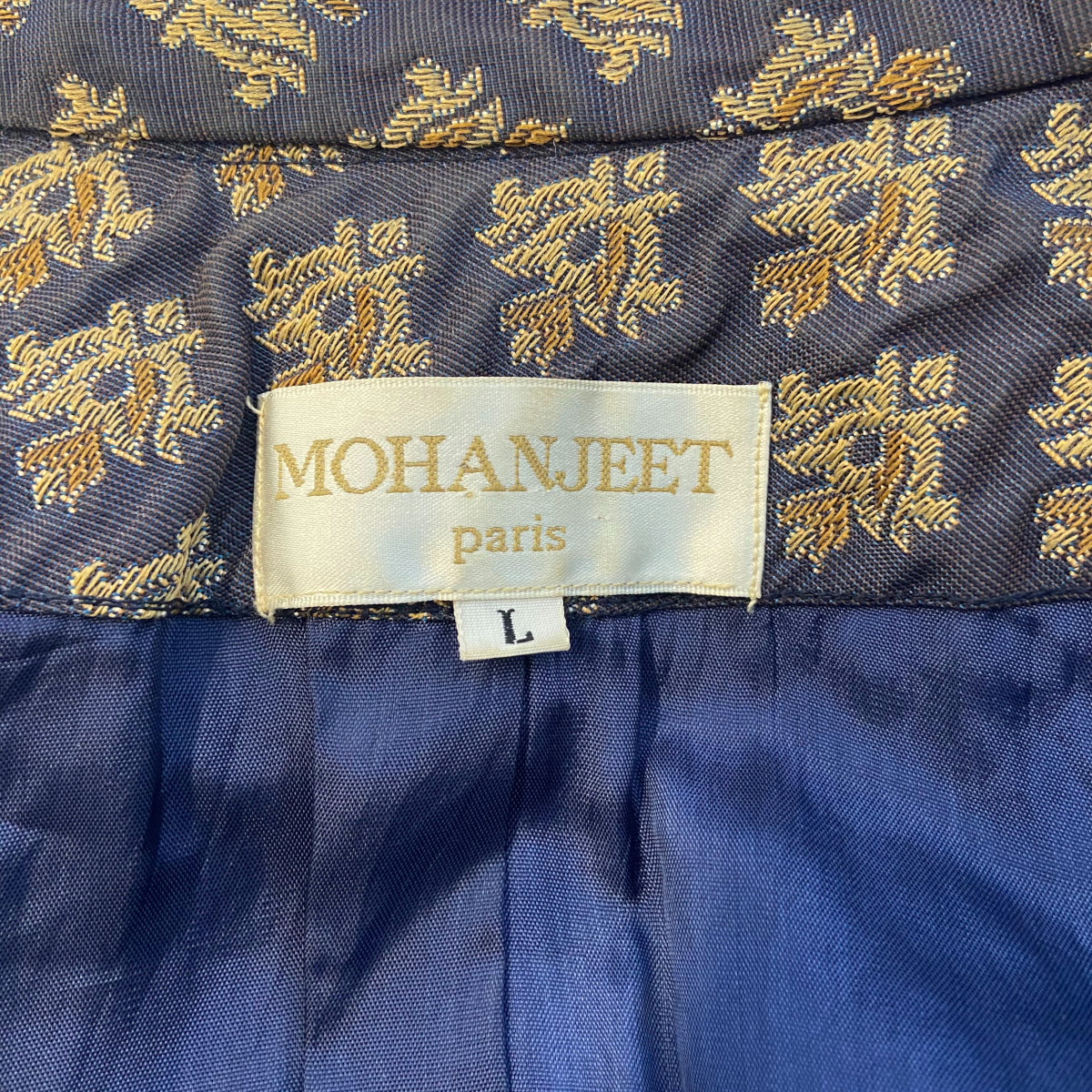 Voir photo 2 de Veste MohanJeet T.L Veste MohanJeet T.L Très bon état - Vue 2 -