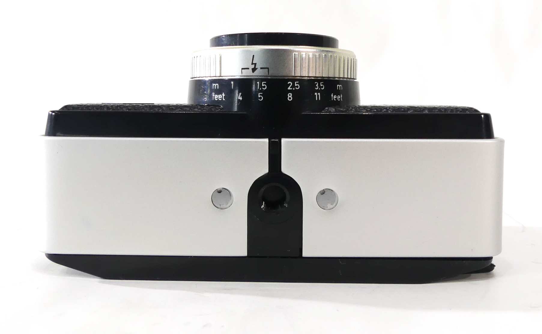 Appareil photo argentique Agfa Agfamatic 200 à capteur 126 - Très bon état - Photo 5