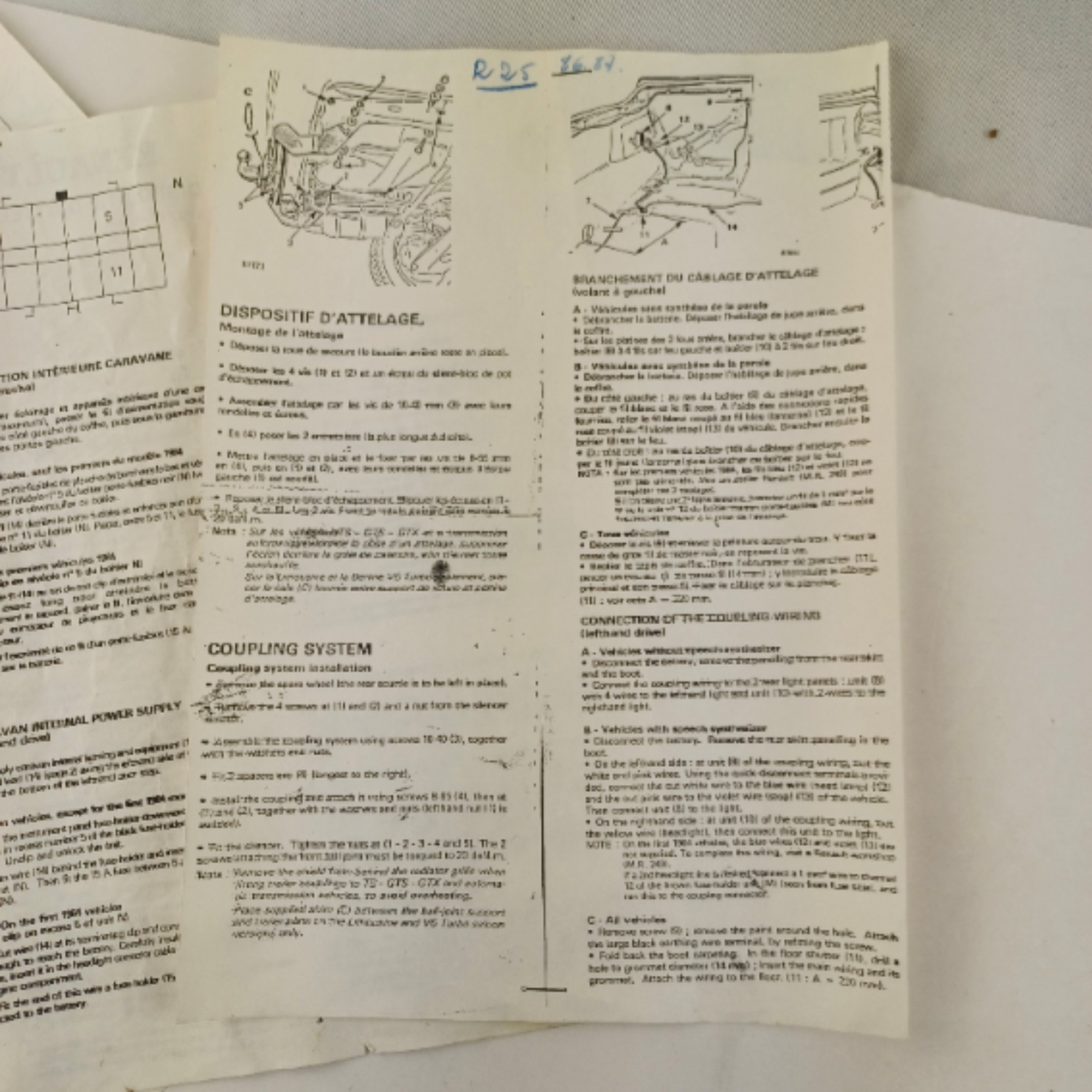 Lot de documents techniques Renault sur Attelage & Freinage (1978–1987) Très bon état - Vue 5 - 