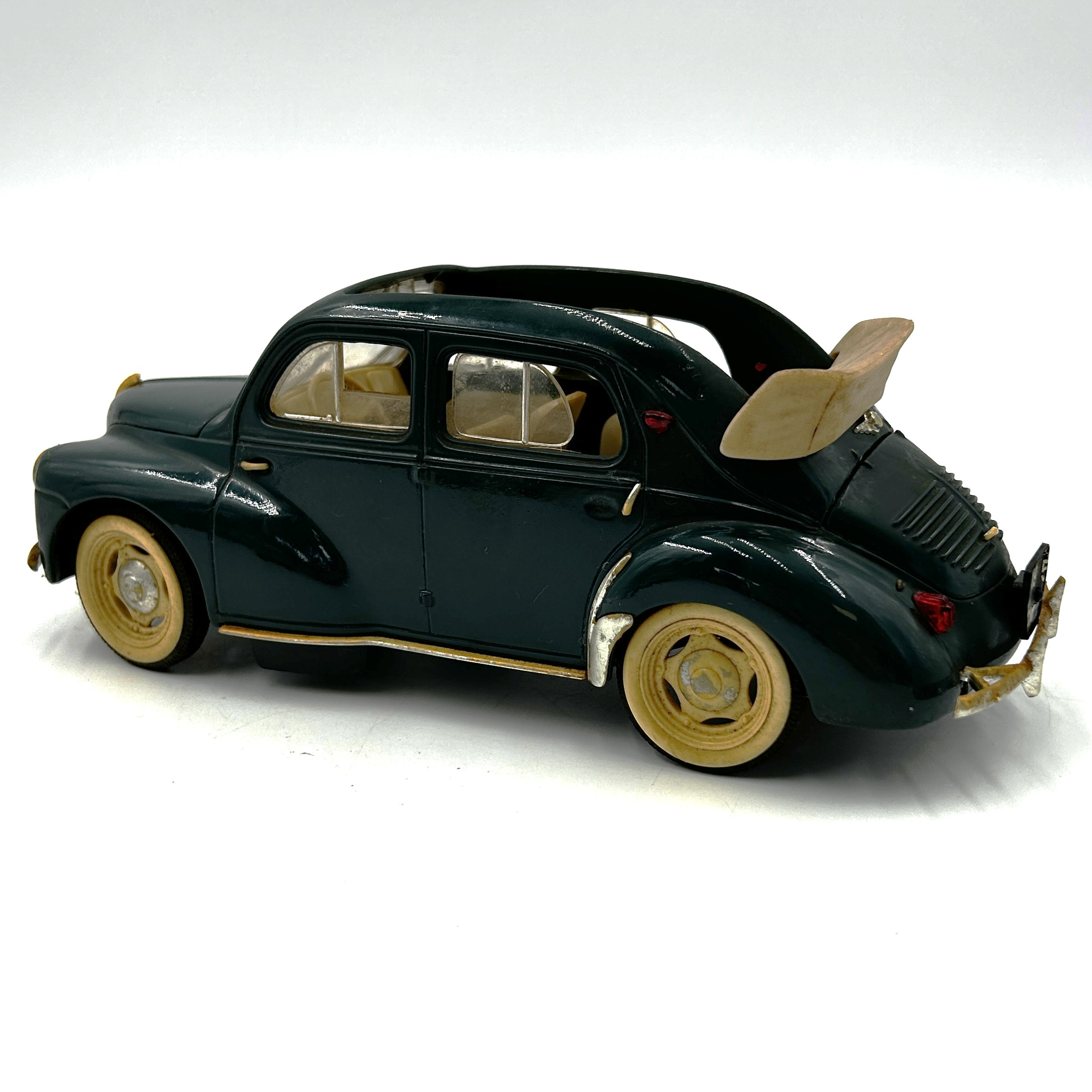 Lot 2 Renault 4CV Solido 1/17 Bon état - Vue 8 - 