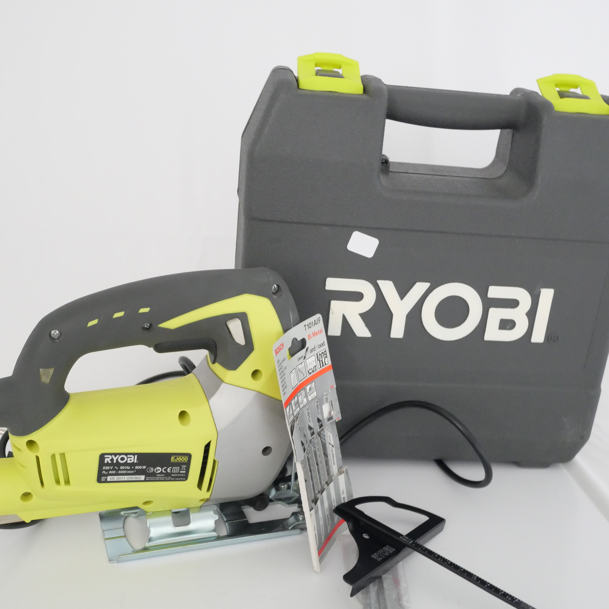 Voir photo 2 de Scie Sauteuse RYOBI EJ600 Scie Sauteuse RYOBI EJ600 Très bon état - Vue 2 -