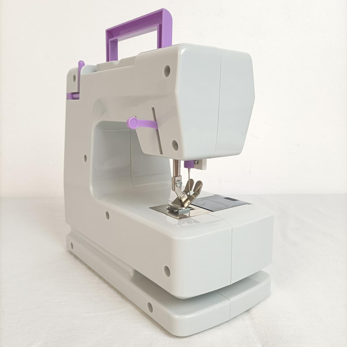 Jouet machine à coudre "Atelier Stylisme" Joustra  Bon état - Vue 6 - 