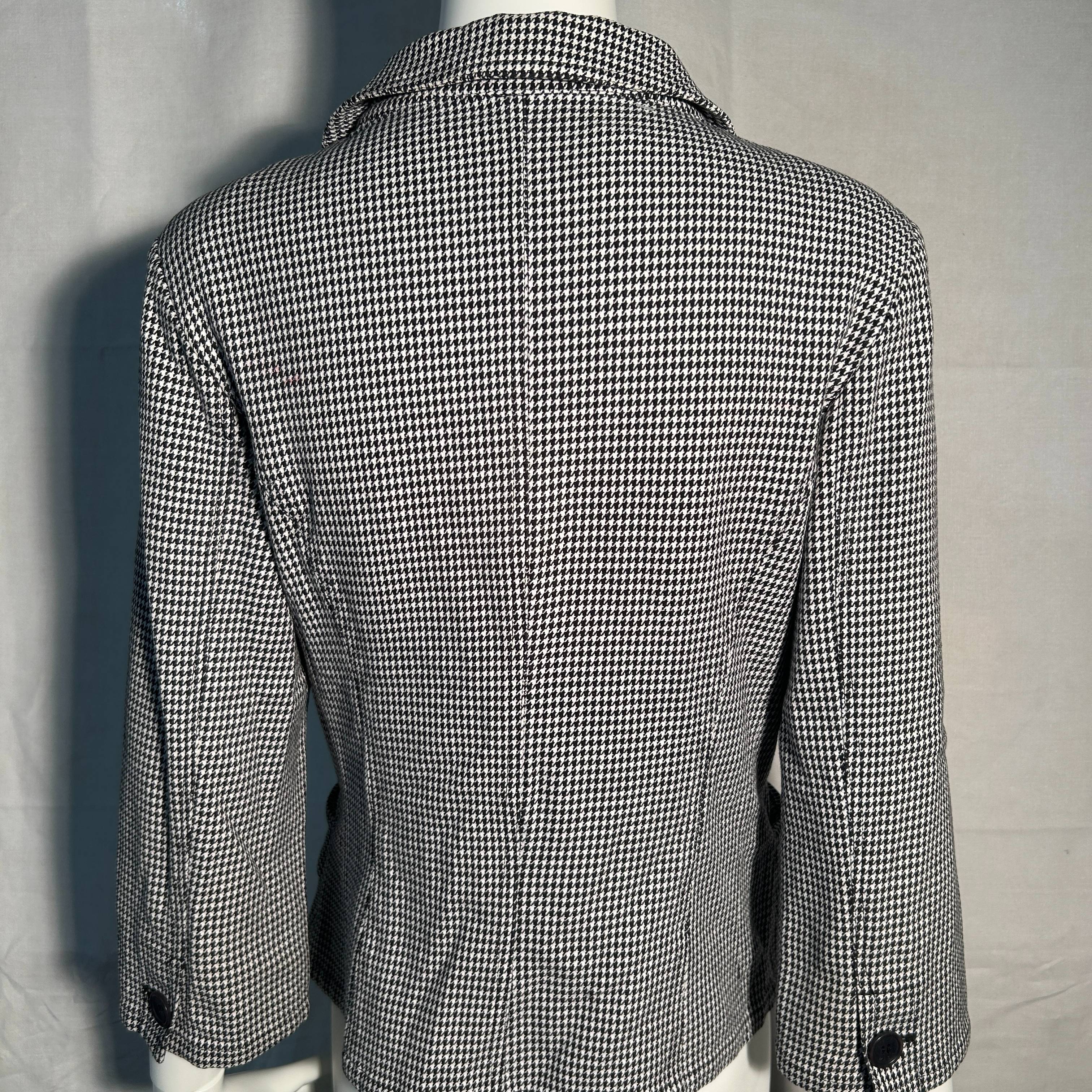 Veste blanc et noir vichy Made in romania - Photo 1