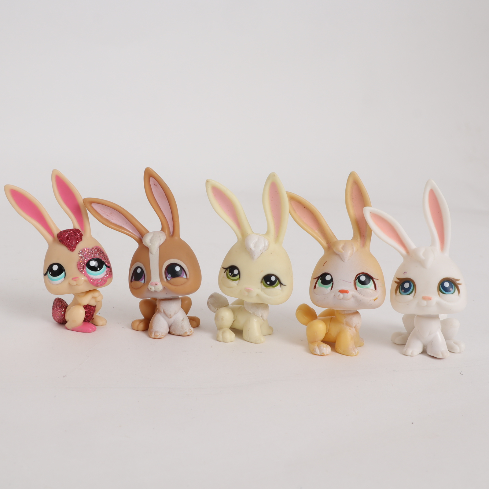 Lot de 18 figurines lapins Hasbro LPS Pet Shop Bon état - Vue 3 - 
