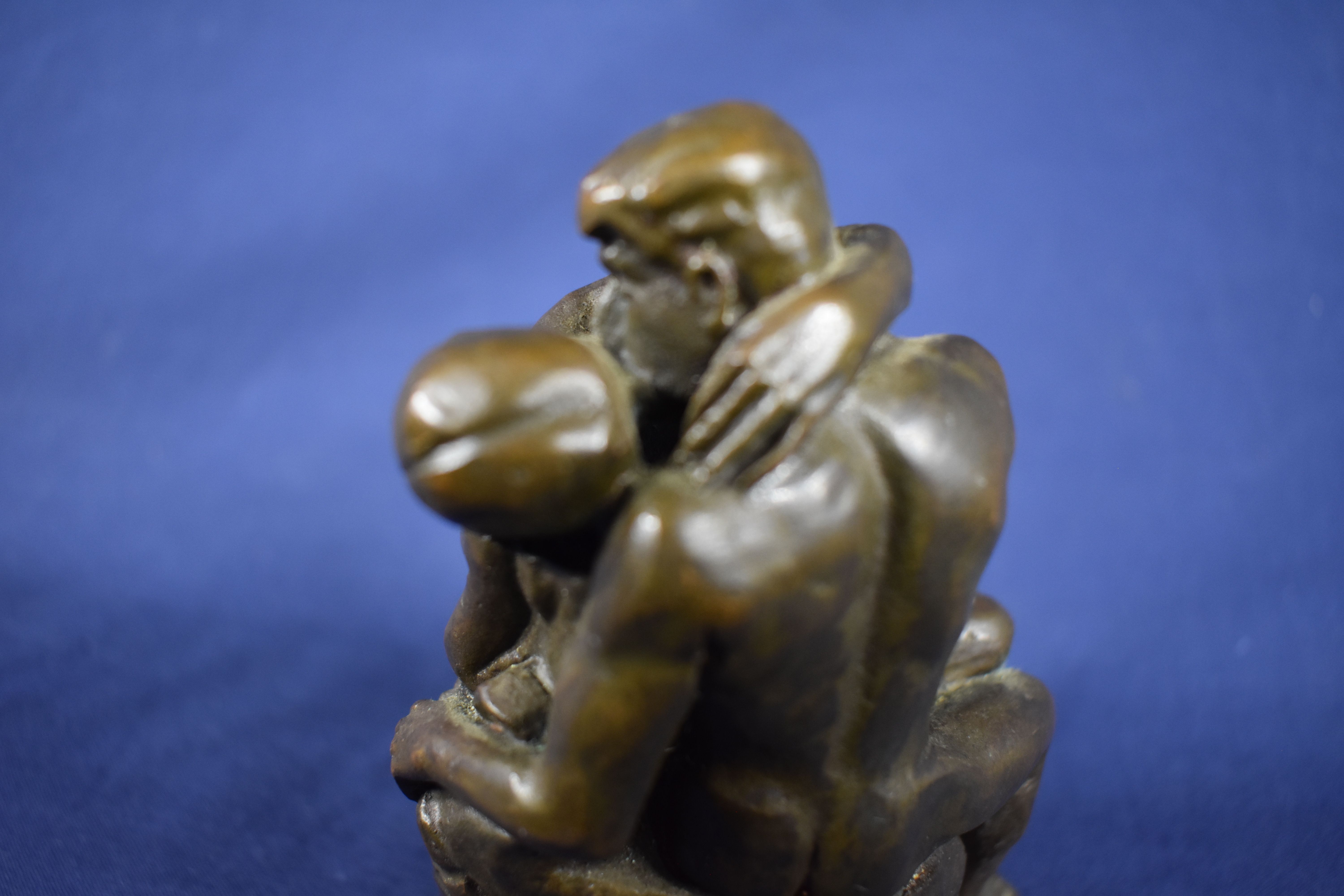 Sculpture en bronze "le baiser " de Rodin Très bon état - Vue 8 - 