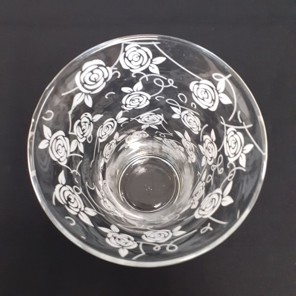 Vase - Verre fin - Déco florale Bon état - Vue 2 - 