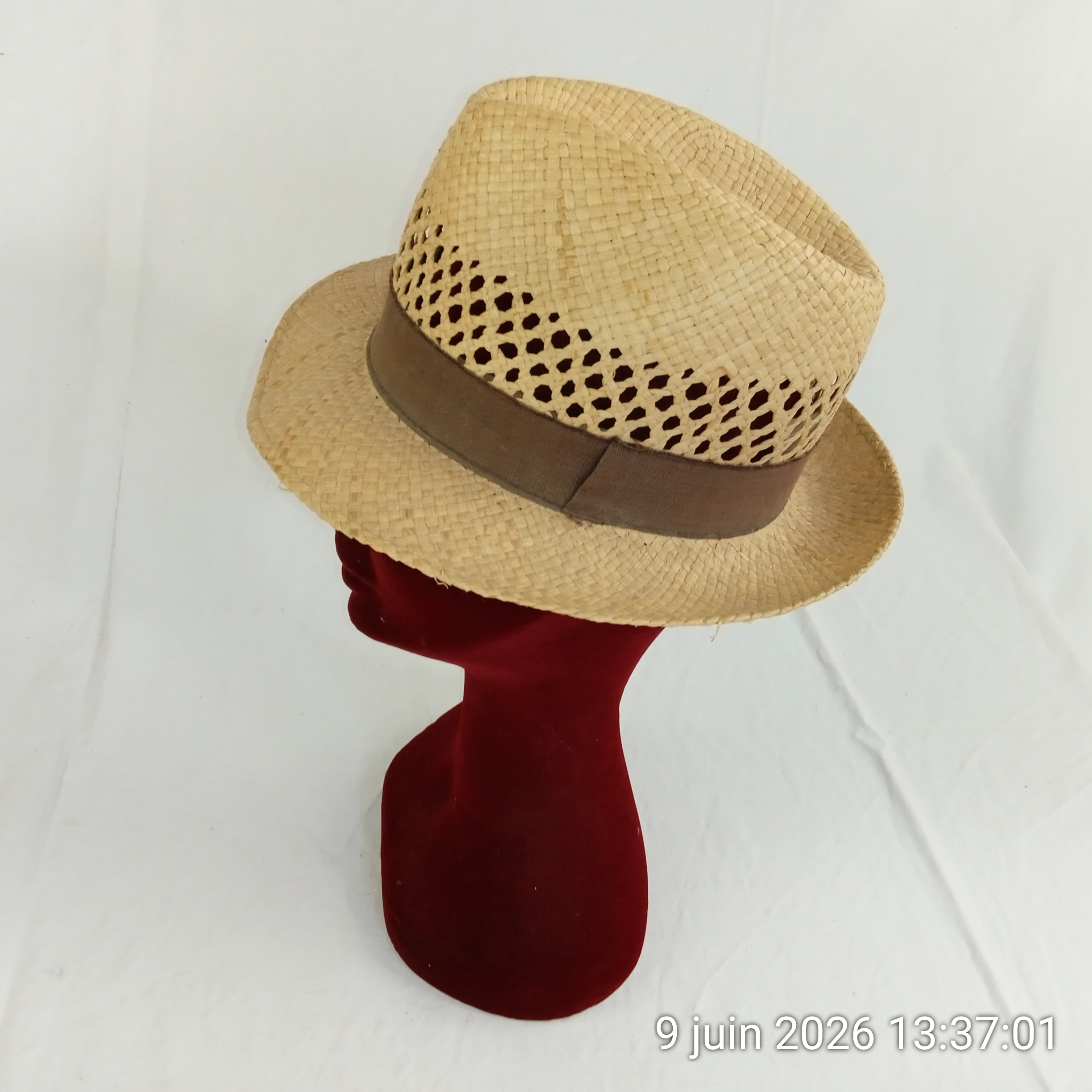 Chapeau Crambes Made in France tressée en fibre végétale T. 57 Bon état - Vue 2 - 