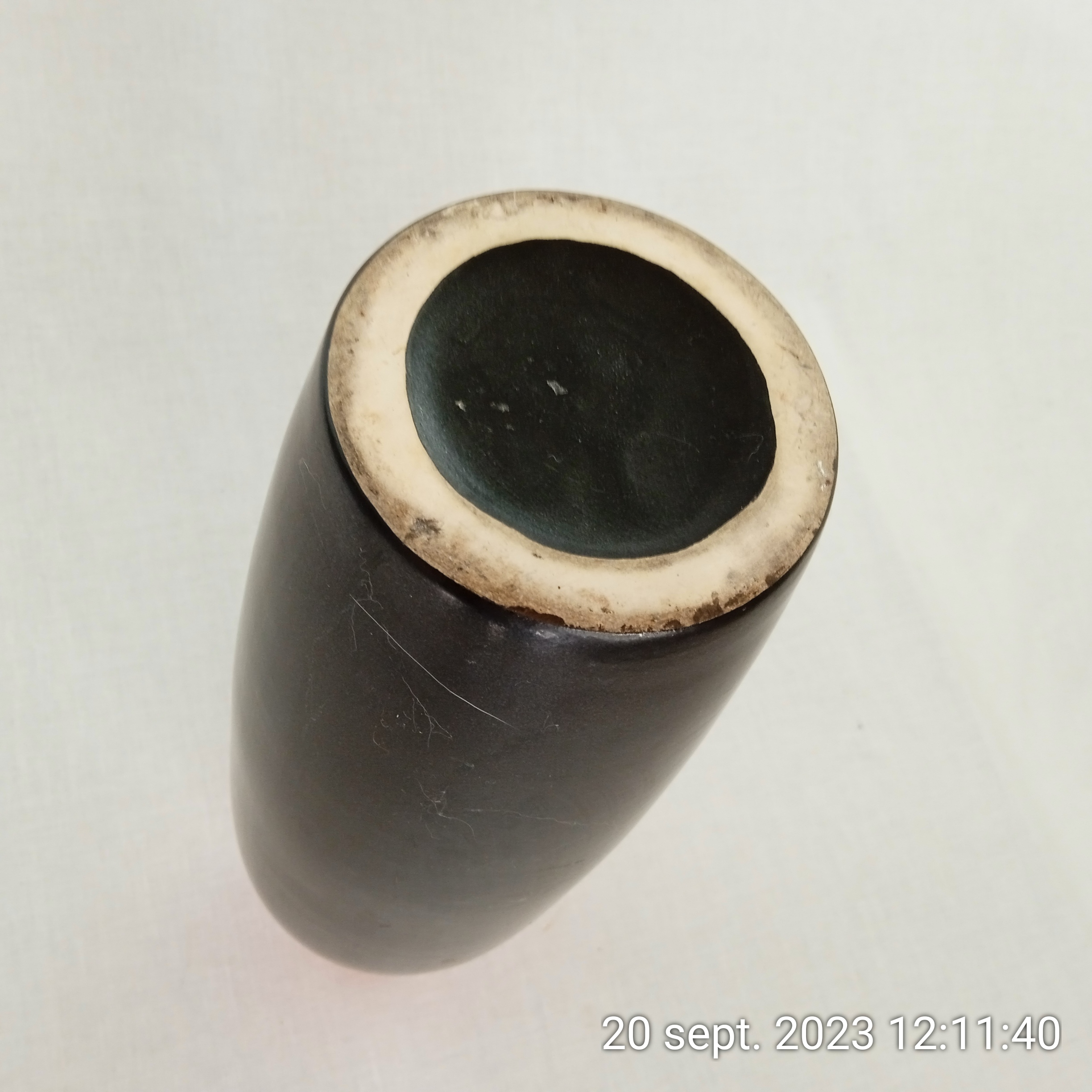 Vase XXL style art déco 42 cm en céramique noir et rouge Très bon état - Vue 6 - 