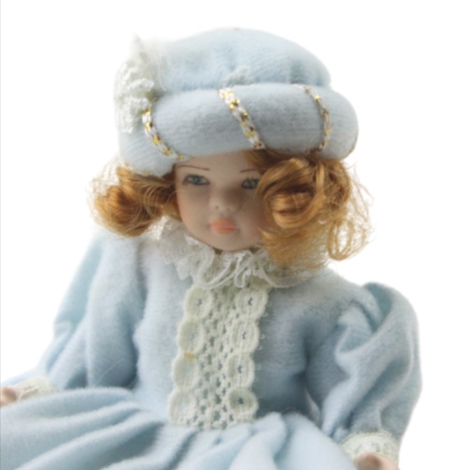 Poupée Carine - Bon état - Photo 8