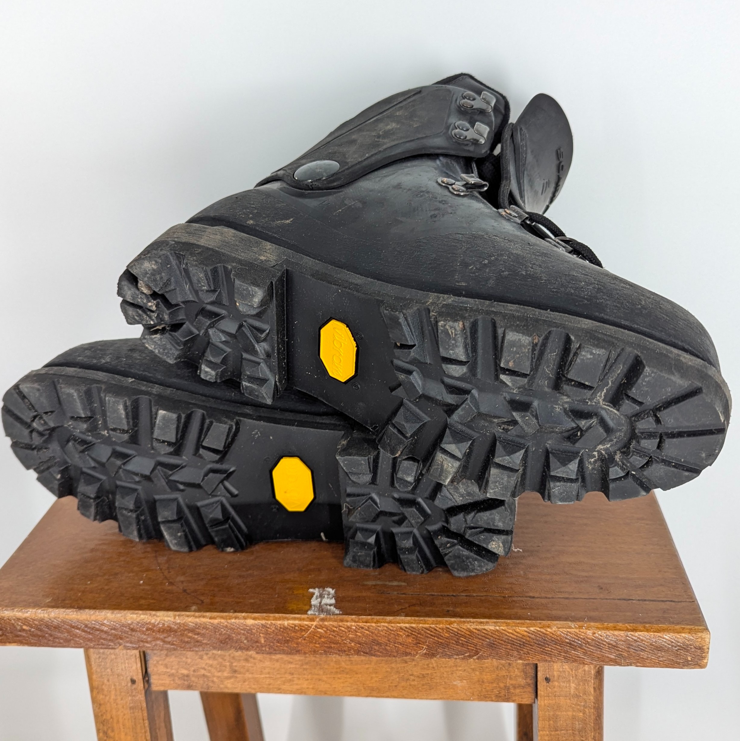 Voir photo 3 de Chaussures d'alpinisme Scarpa T36 Chaussures d'alpinisme Scarpa T36 - Vue 3 -