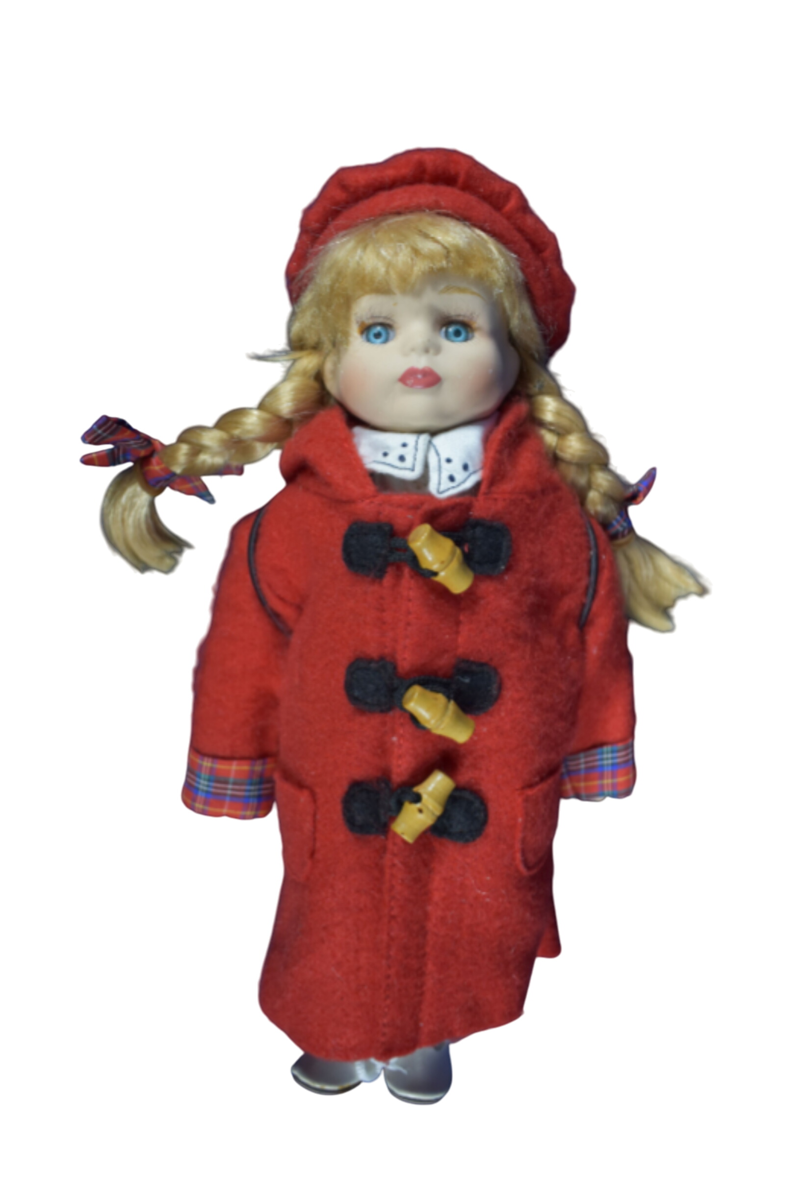Poupée de collection, porcelaine, complète de son béret, du sac à dos, des nouettes, très bon état hauteur 29 cm. Bon état -  reconditionné disponible sur Label Emmaüs