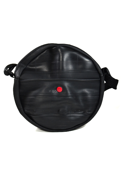 Voir photo 3 de "CH'AIR - Sac - rond- zip Noir" - Création / Fait main "CH'AIR - Sac - rond- zip Noir" - Création / Fait main Comme neuf - Vue 3 -