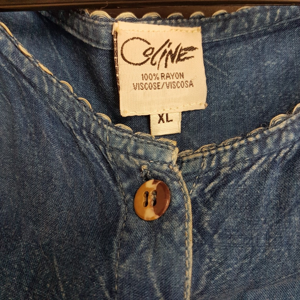 Voir photo 6 de Robe longue bleue en denim avec broderies -- COLINE- Taille XL Robe longue bleue en denim avec broderies -- COLINE- Taille XL Très bon état - Vue 6 -