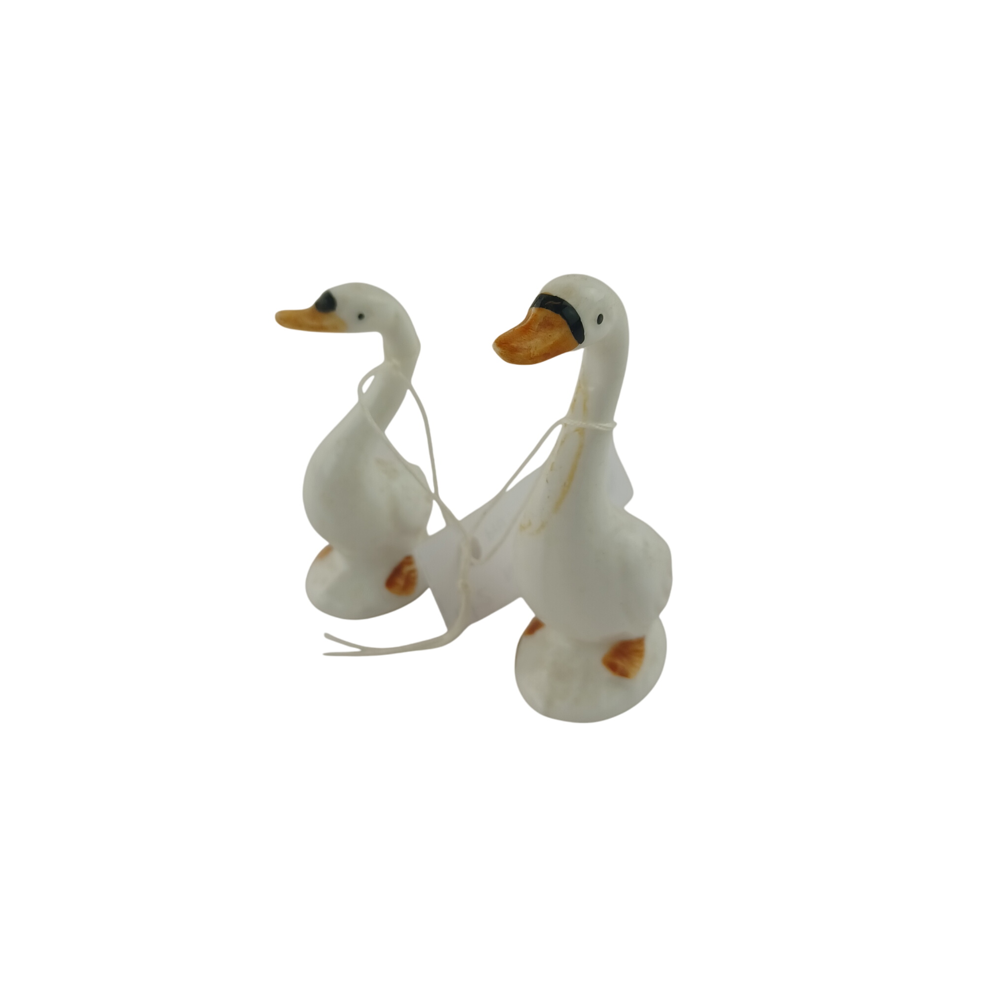 Acheter Couple de cygnes Bone China Made in Taiwan de 6cm et 8cm Très bon état - 18,00 € Couple de cygnes Bone China Made in Taiwan de 6cm et 8cm Très bon état - reconditionné disponible sur Label Emmaüs