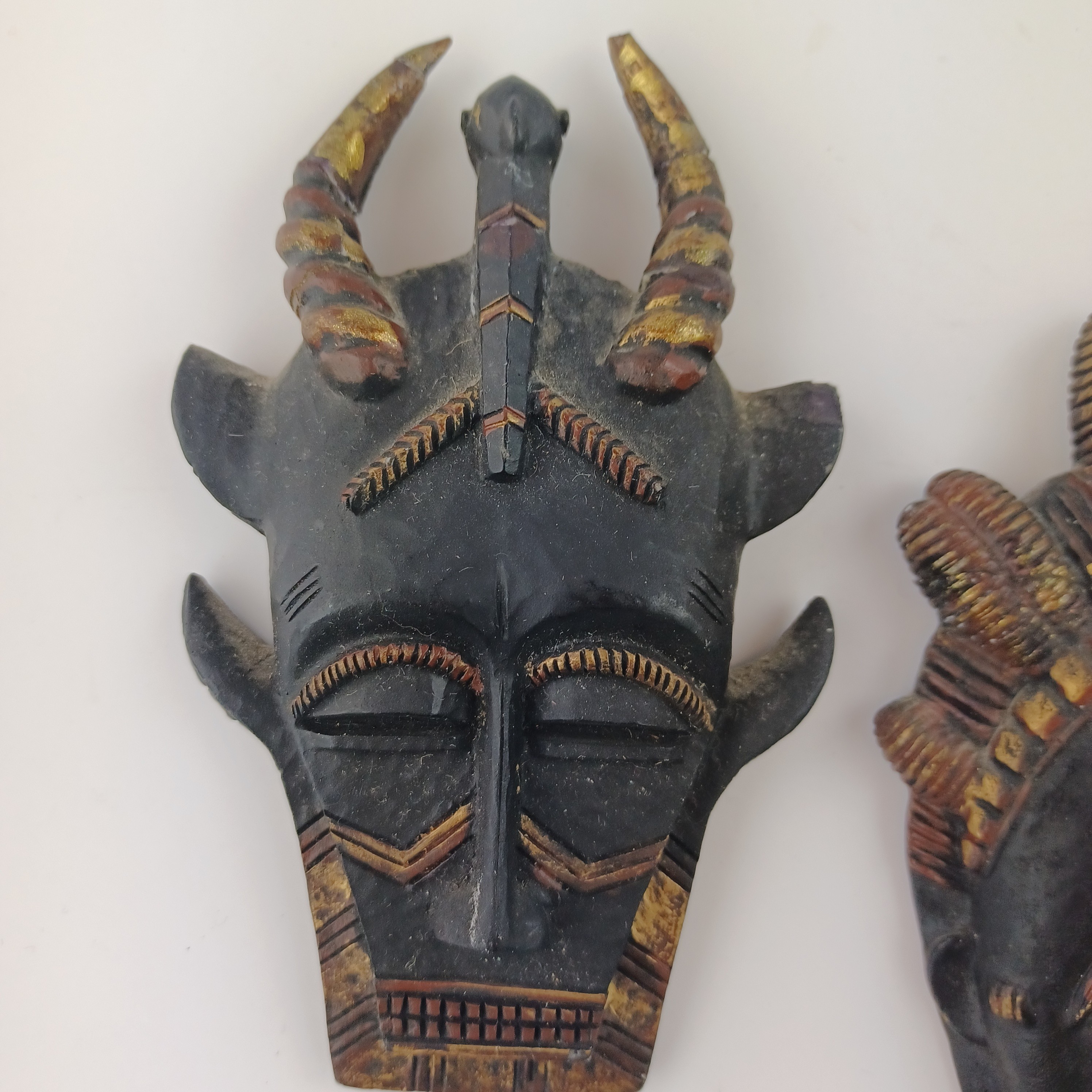 Lot de 3 masques ethniques muraux décoratifs noirs en résine - Photo 3