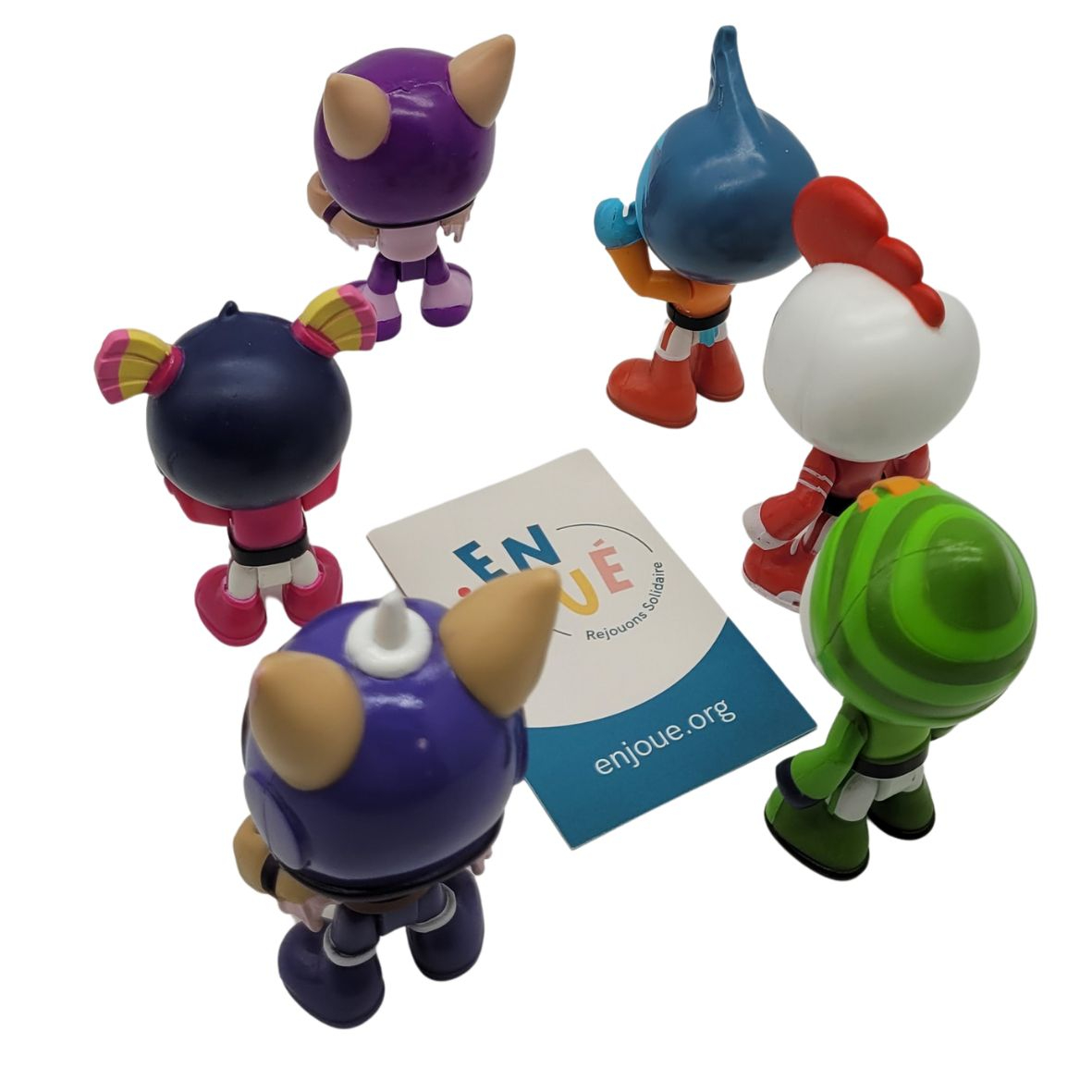 Lot des 6 Figurines - Top Wing Swift, Betty, Rod, Baddy, Penny et Brody 8 cm - Hasbro - Dès 3 ans. Bon état - Vue 4 - 