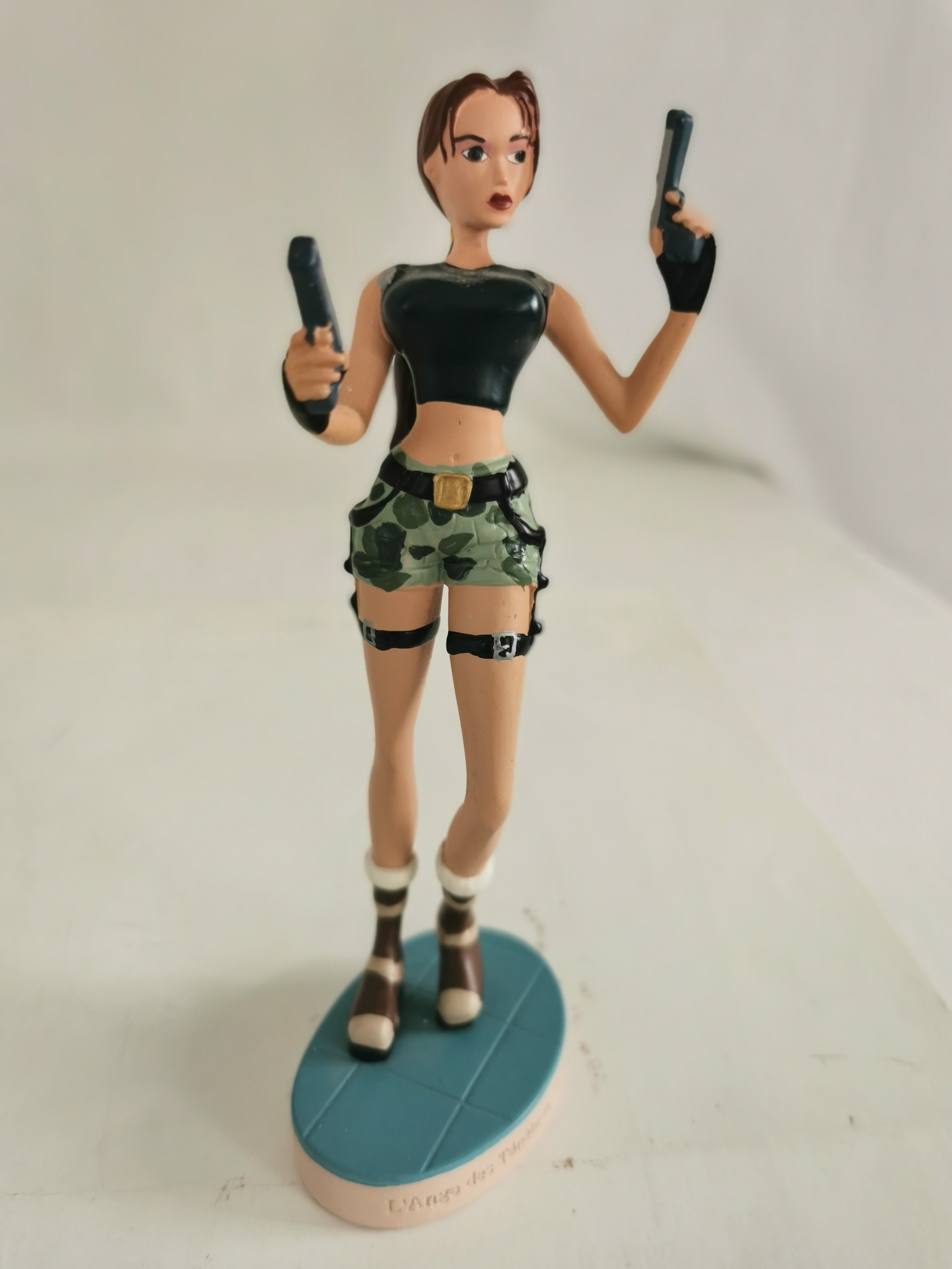 Lot de 3 Figurines Tomb Raider : Lara Croft # Bon état - Vue 2 - 