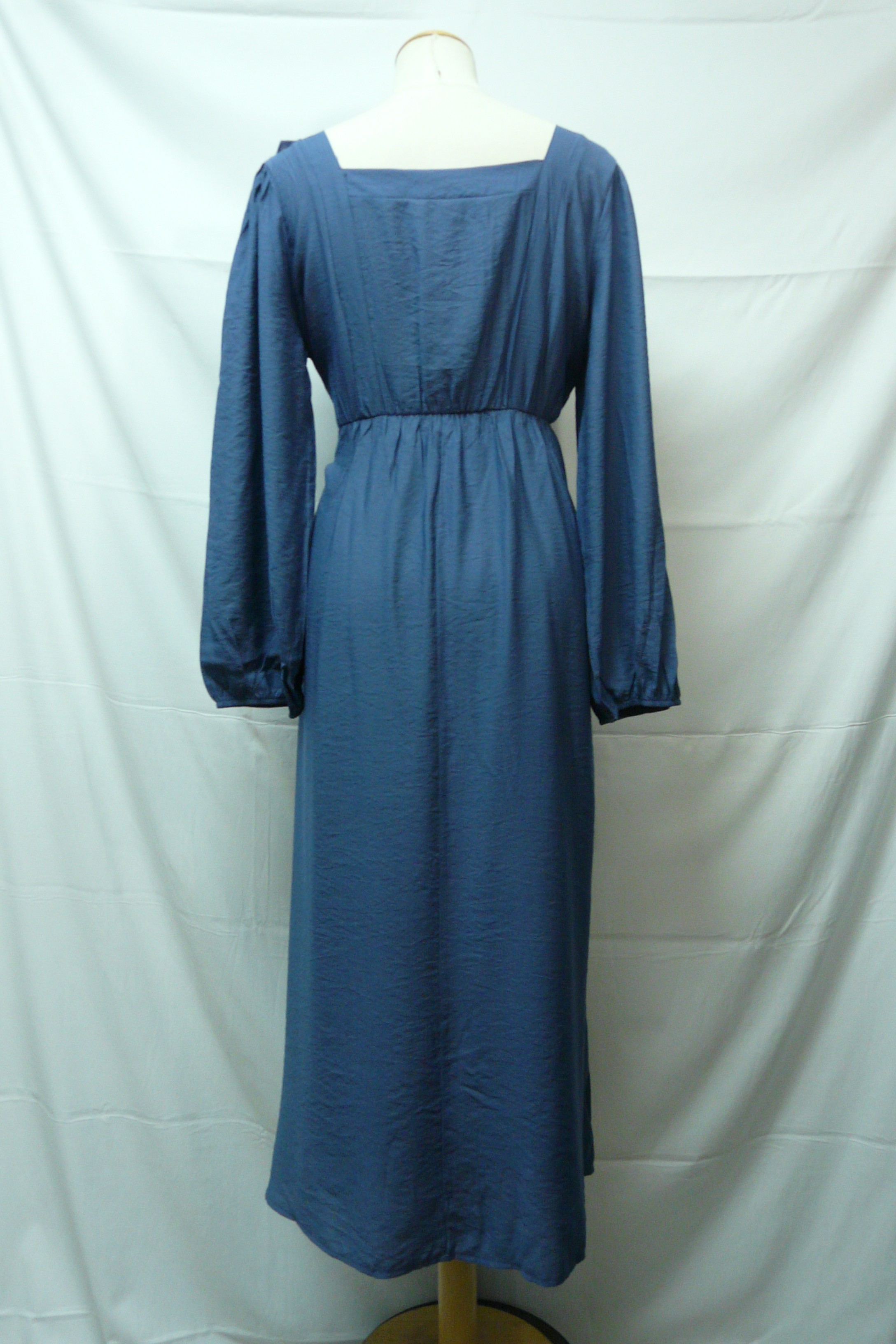 RF355 - Robe à manches longues - Shein - Taille XL Comme neuf - Vue 2 - 