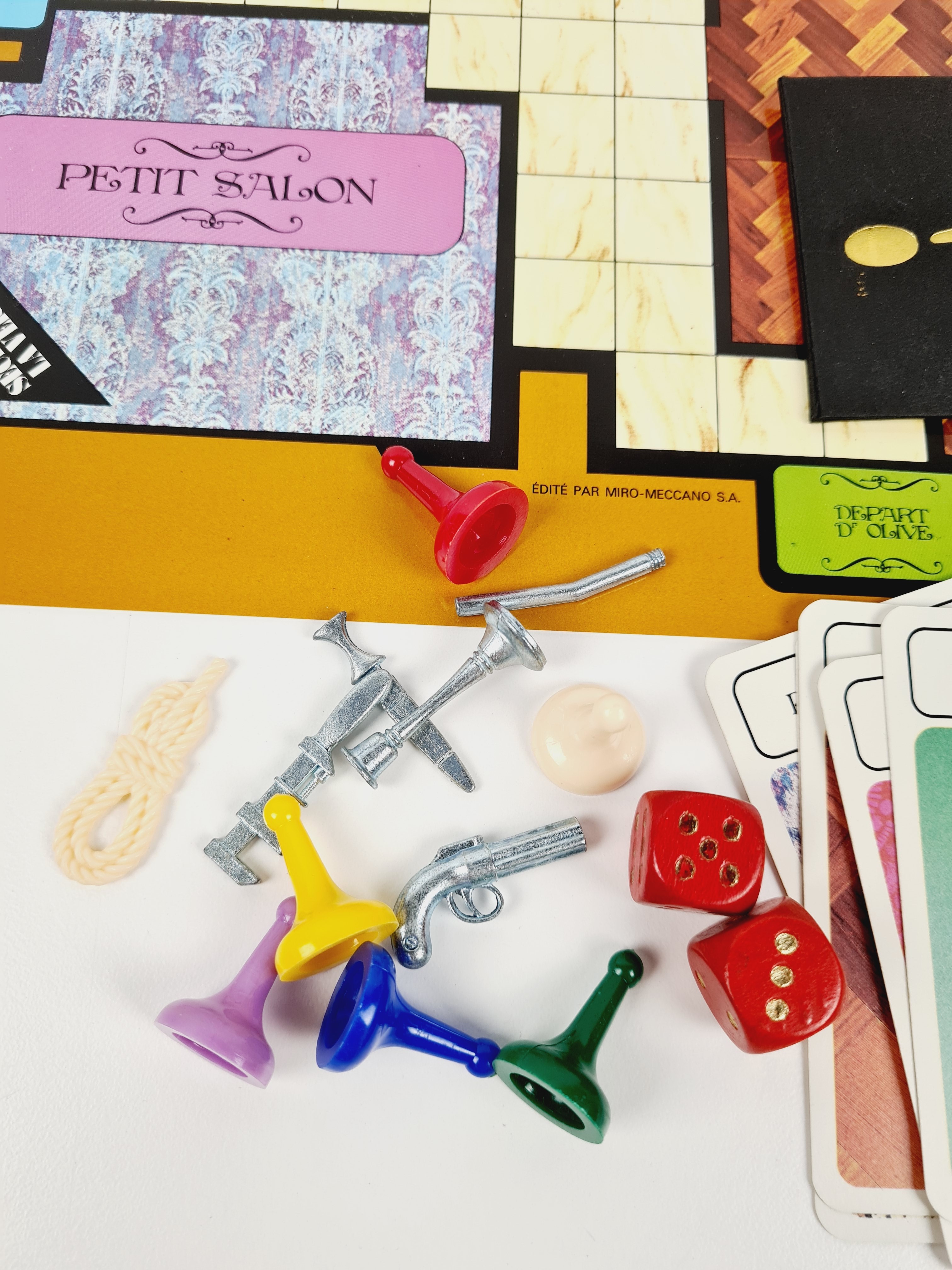 Jeu d'enquête vintage - Cluedo, Le Dr. Lenoir a été assassiné! Tient-on une piste? (petite boite) - Parker 1974 - 8 ans+ - Bon état - Photo 4