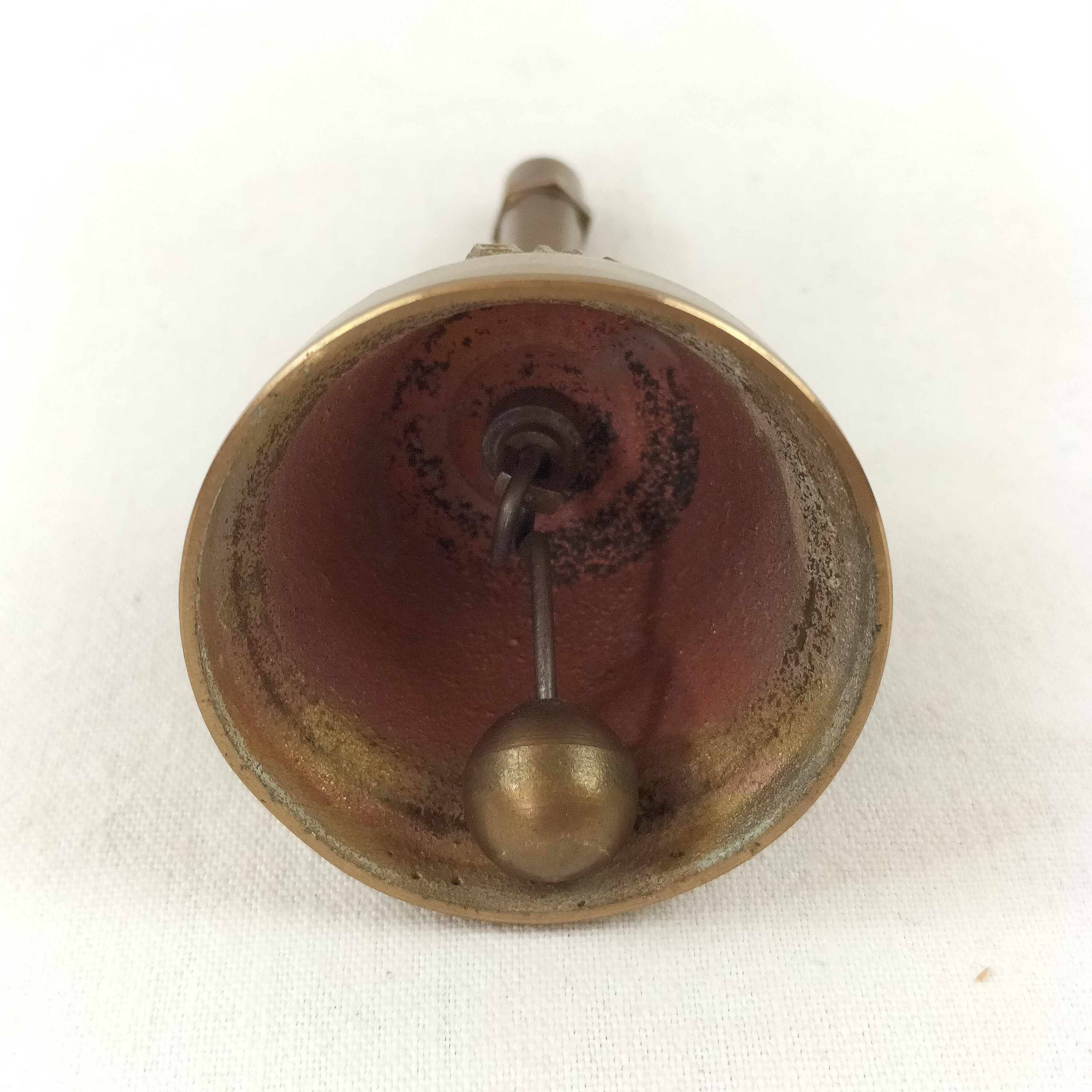Cloche en laiton – Souvenir AUVERGNE - Photo 6