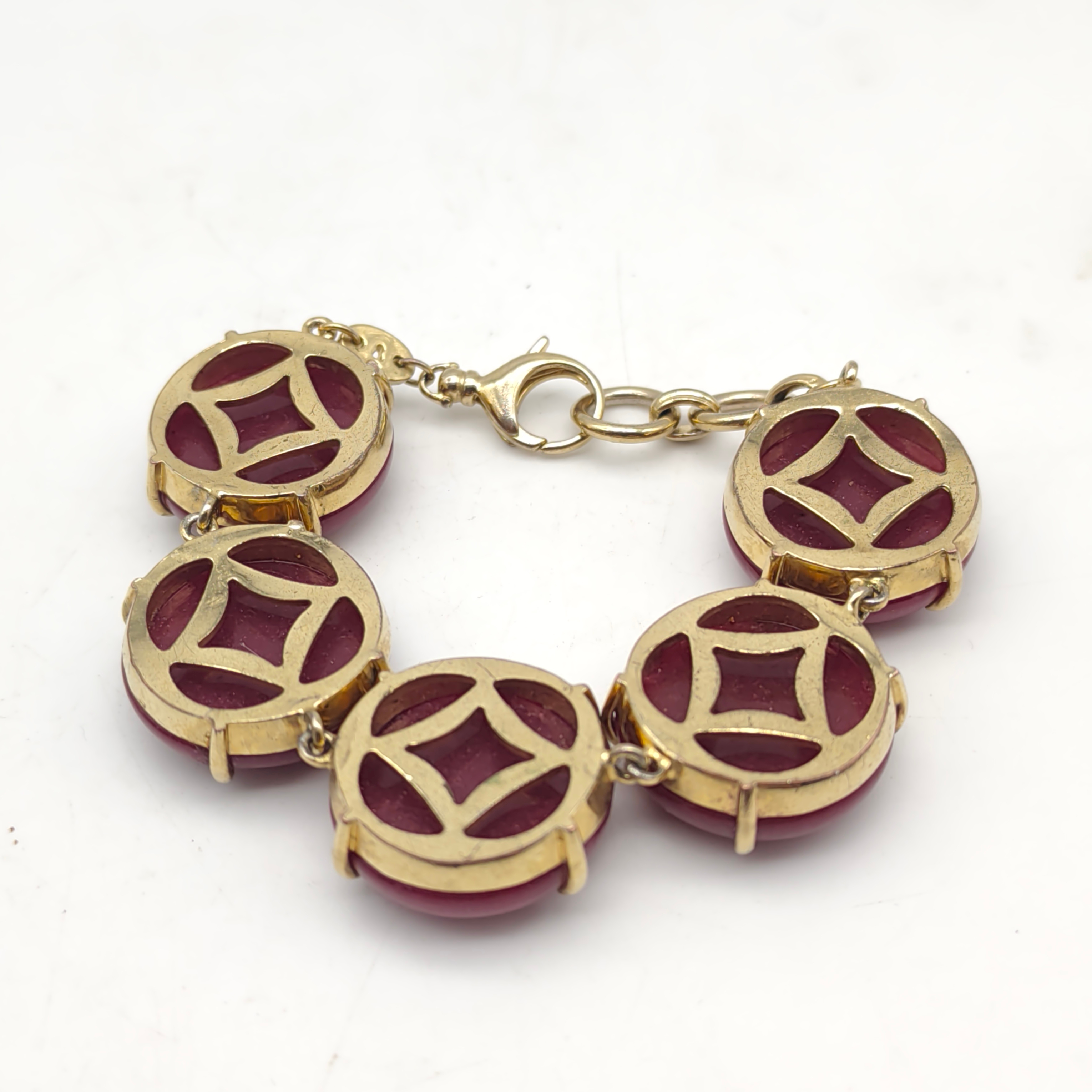 Voir photo 3 de Bracelet métal doré et résine Bracelet métal doré et résine Très bon état - Vue 3 -