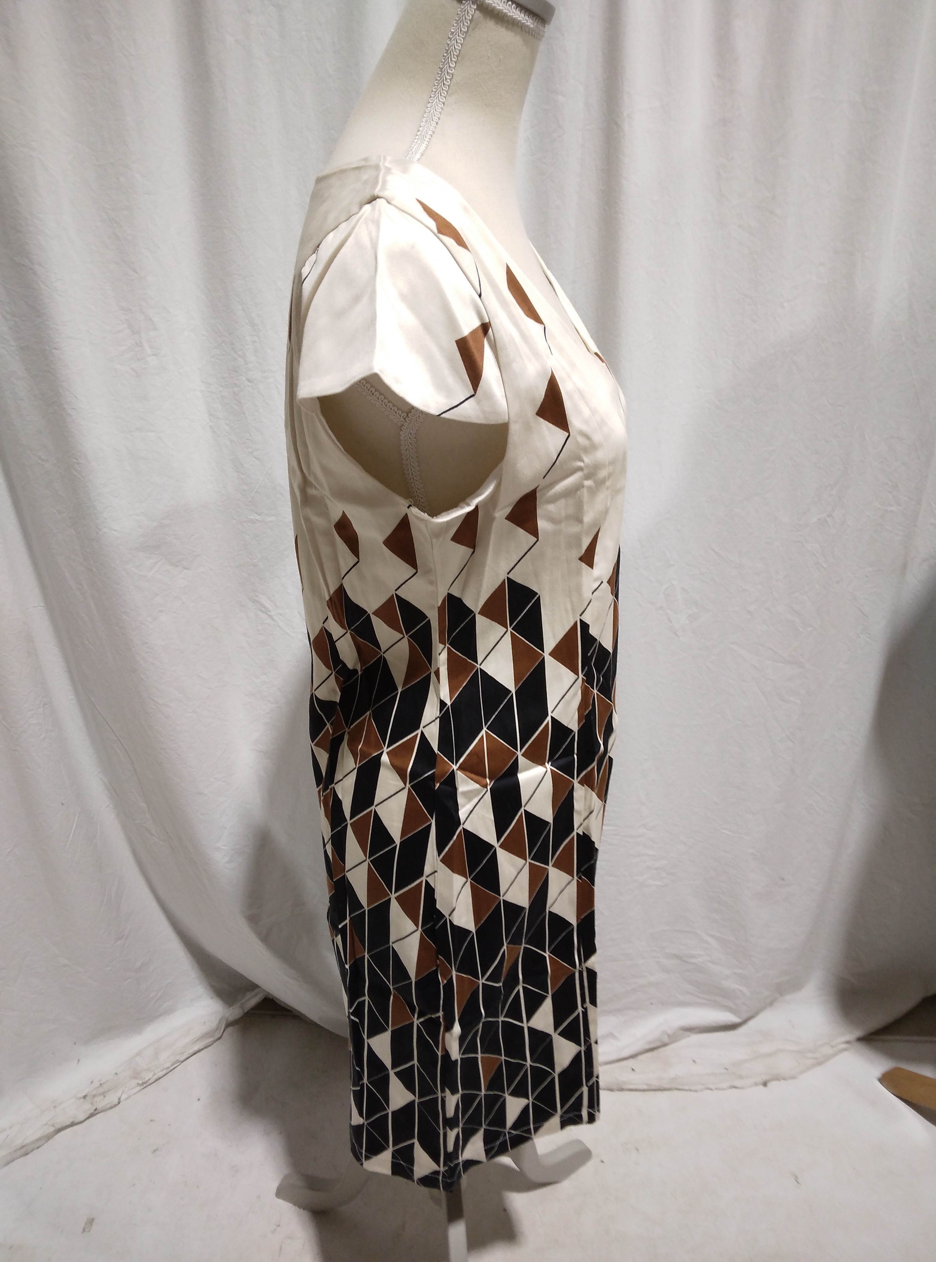 Robe manches courtes imprimé triangles, " Tempo", Paul Brial - 3 Comme neuf - Vue 4 - 