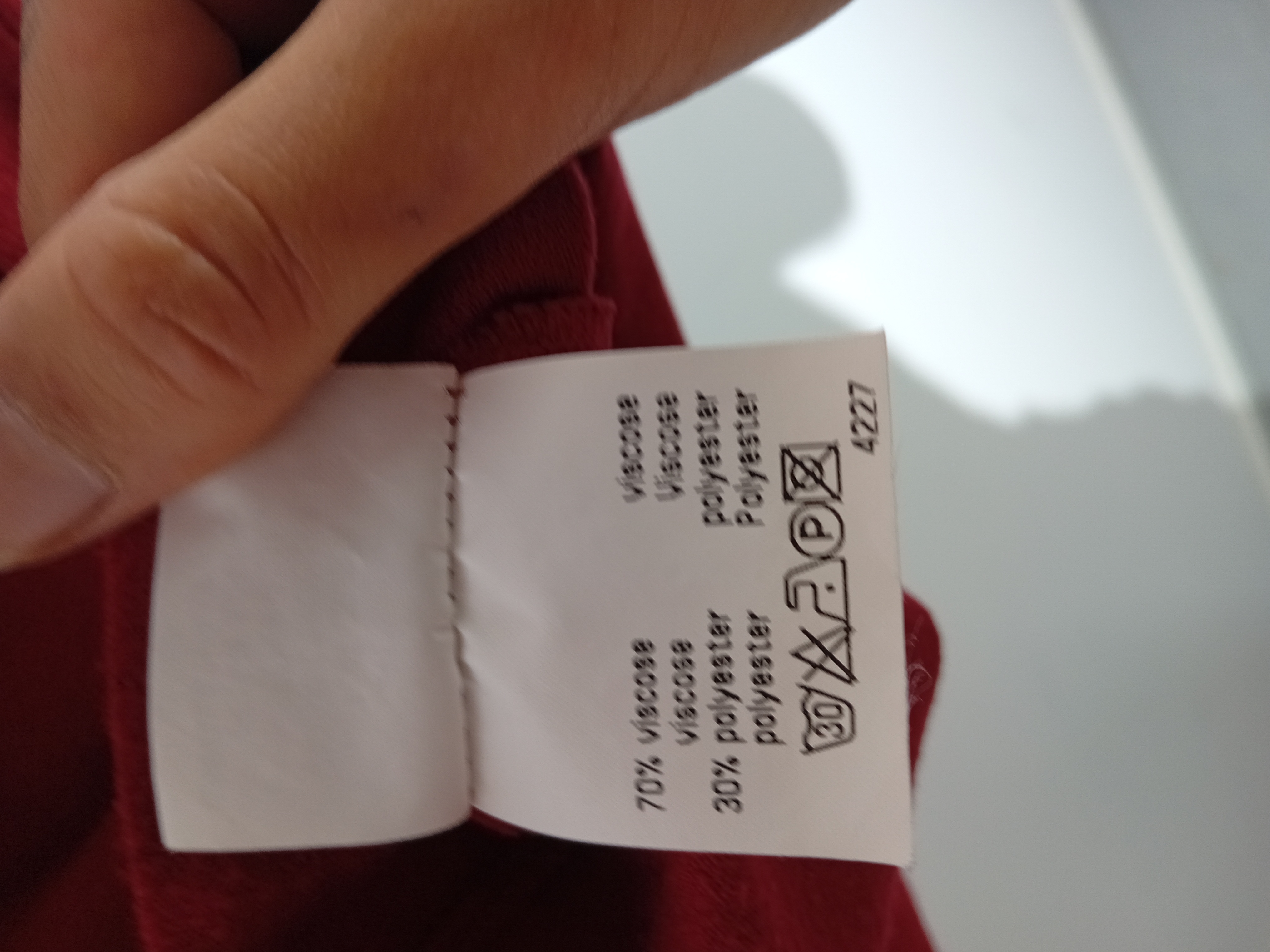Haut Maille Sequins Rouge Caroline Biss Xl (V3588) Très bon état - Vue 5 - 