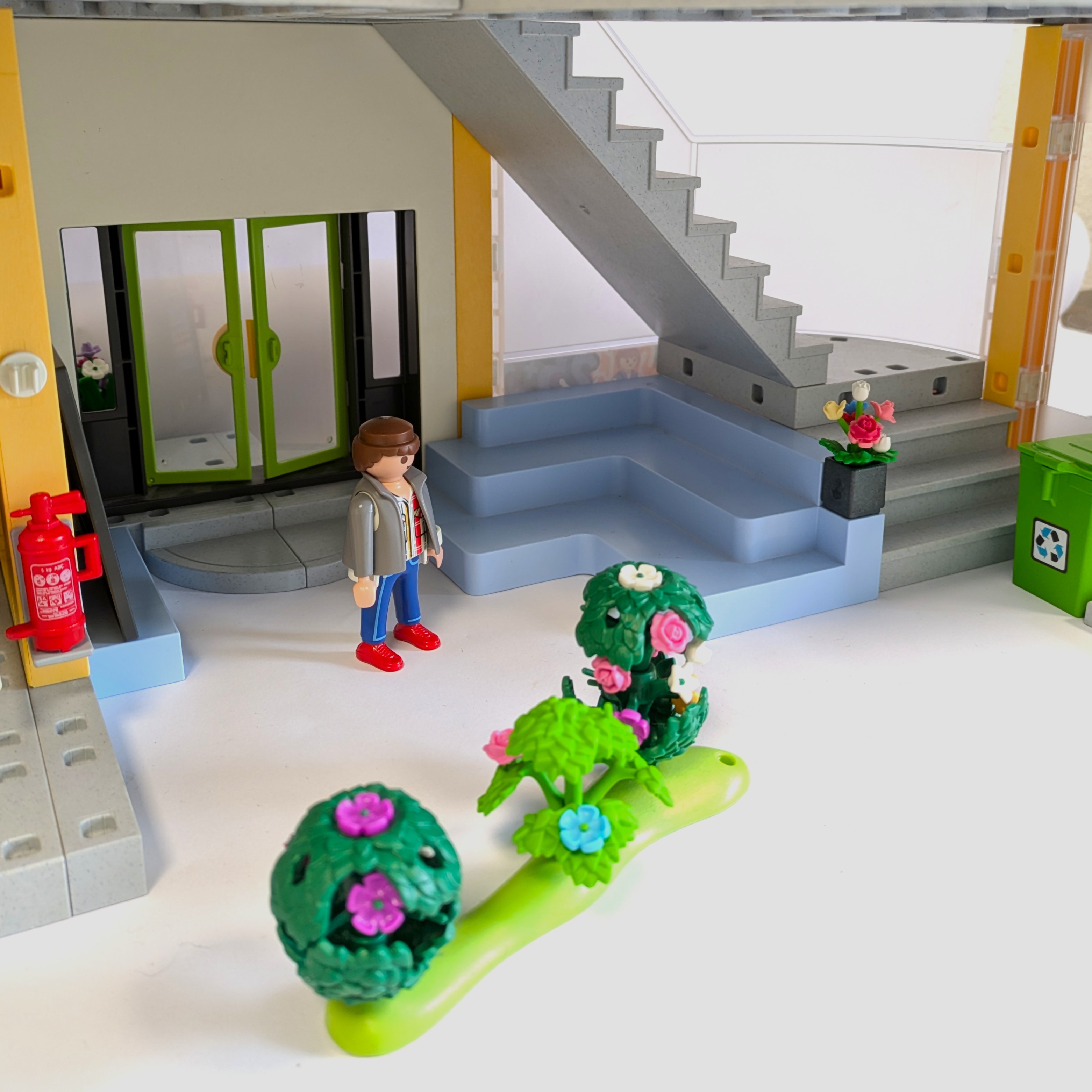 Grande École Équipée Playmobil 4324 – Comme neuve – Avec notice et accessoires Comme neuf - Vue 10 - 