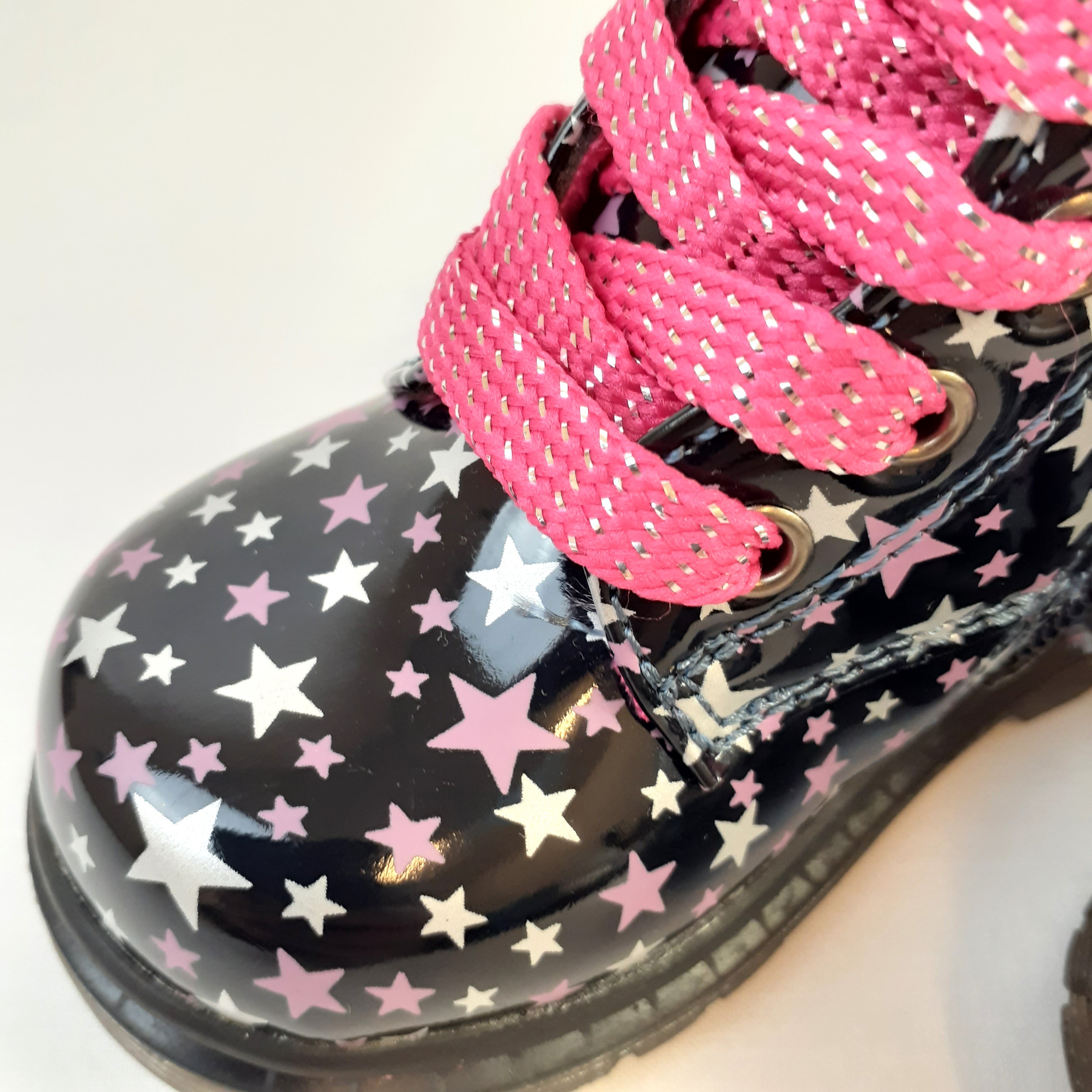 Voir photo 4 de Bottines à lacet style rock et chic 21 Bottines à lacet style rock et chic 21 Comme neuf - Vue 4 -