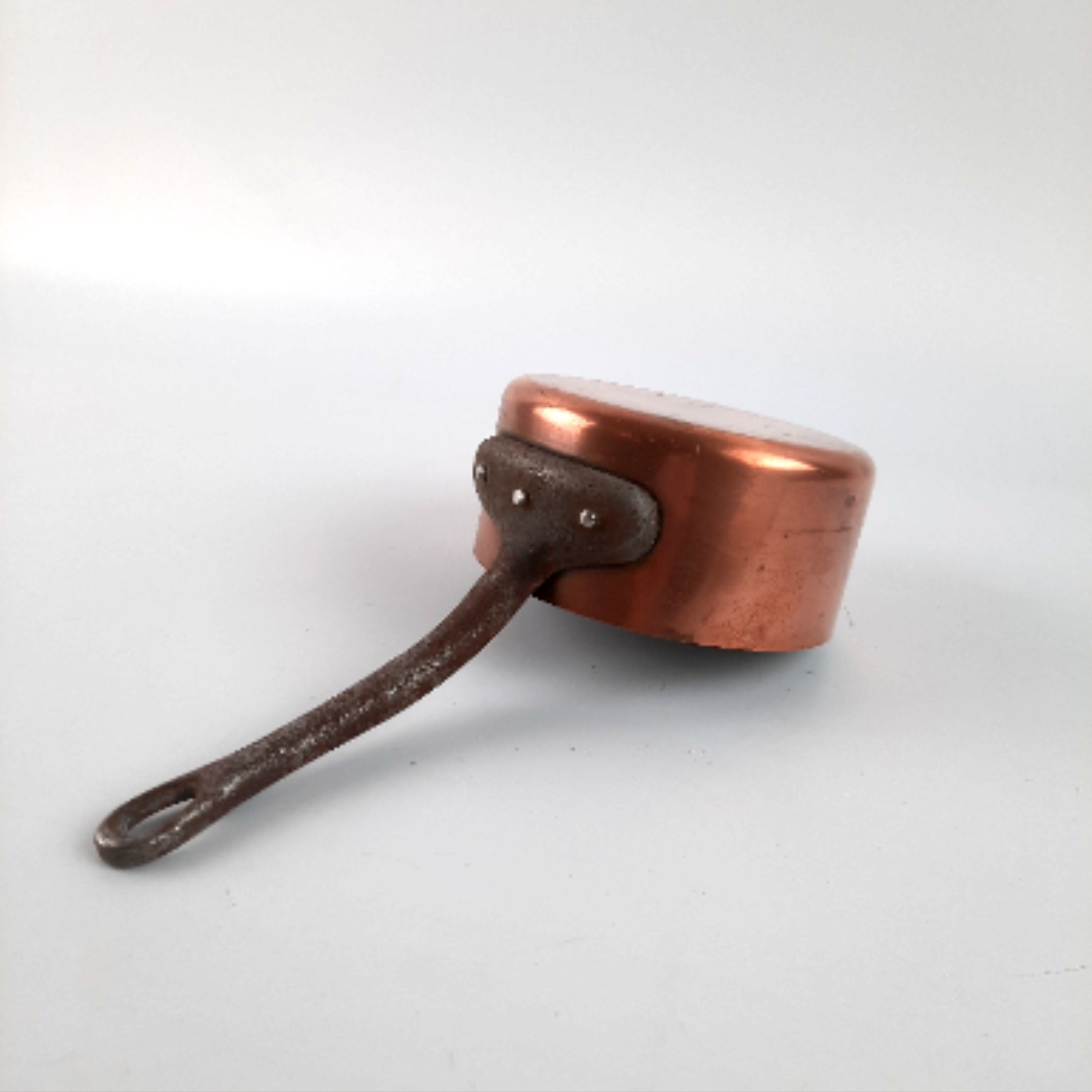 Petite casserole en cuivre fabrications française 12.5 cm - Photo 6