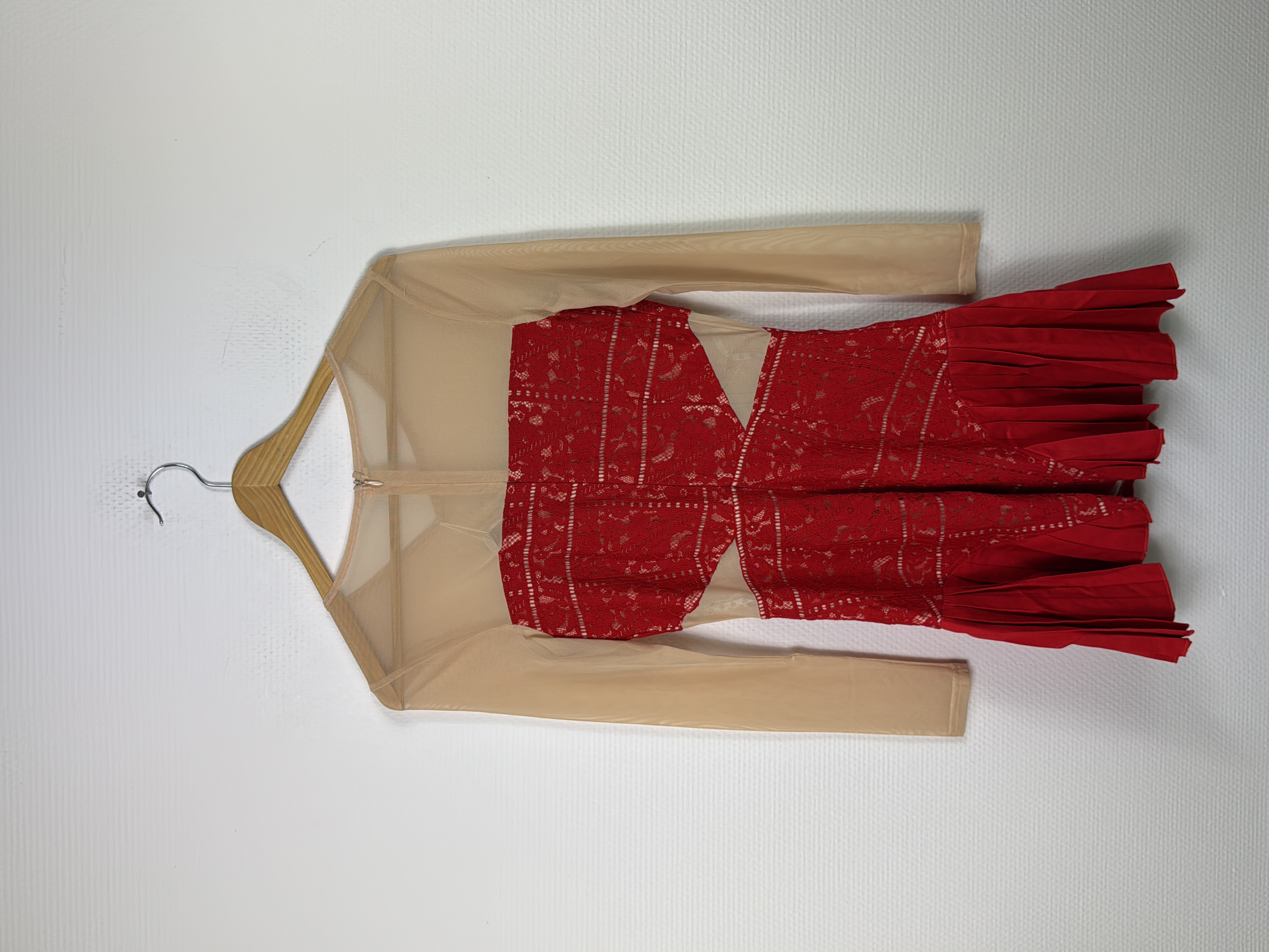 Missguided robe rouge dentelle tulle S - Photo 6