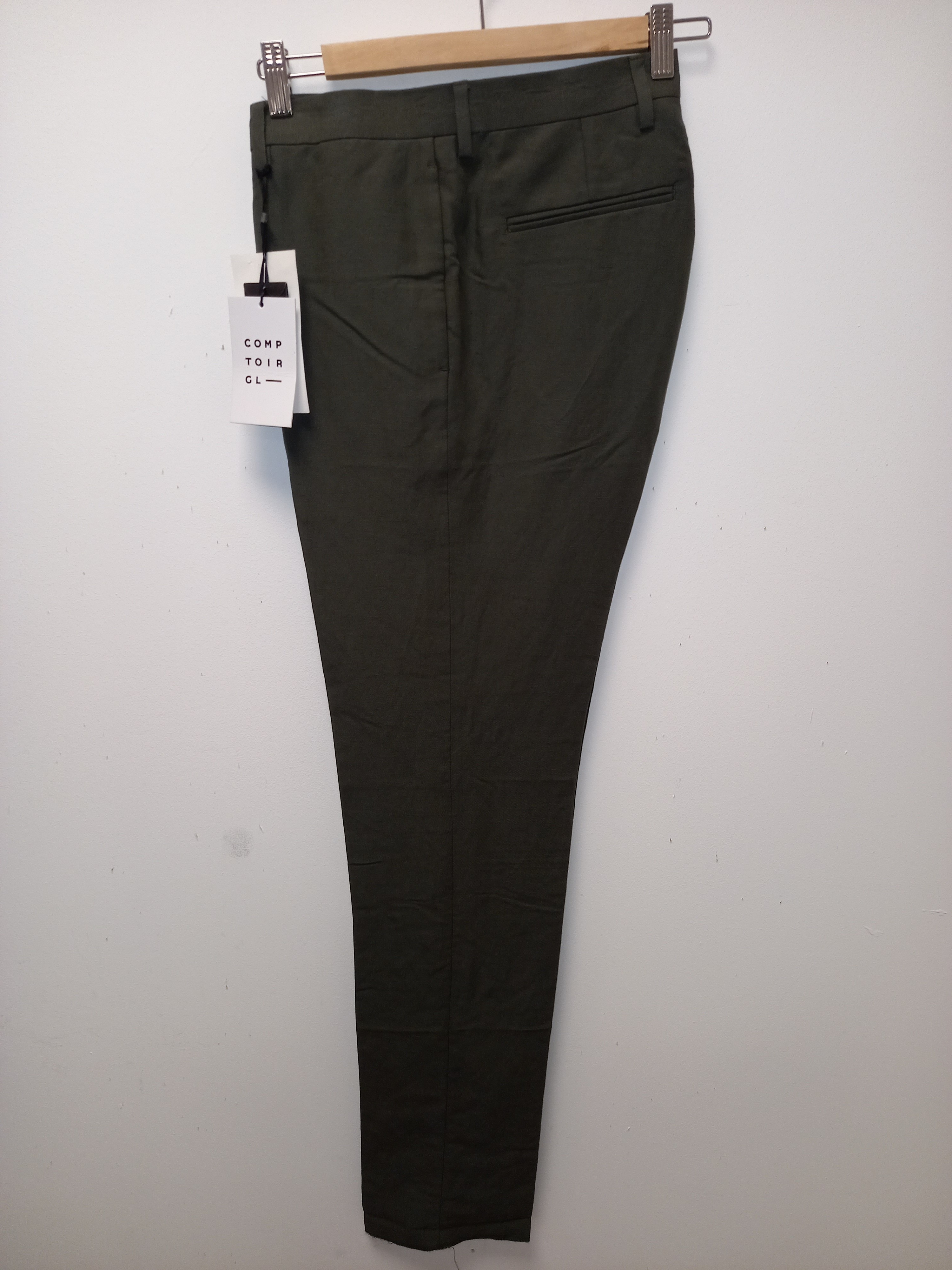 Voir photo 3 de Costume homme "Comptoir LG" Costume homme "Comptoir LG" Comme neuf - Vue 3 -