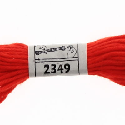 Fil à broder rouge-orangé  - Photo 1