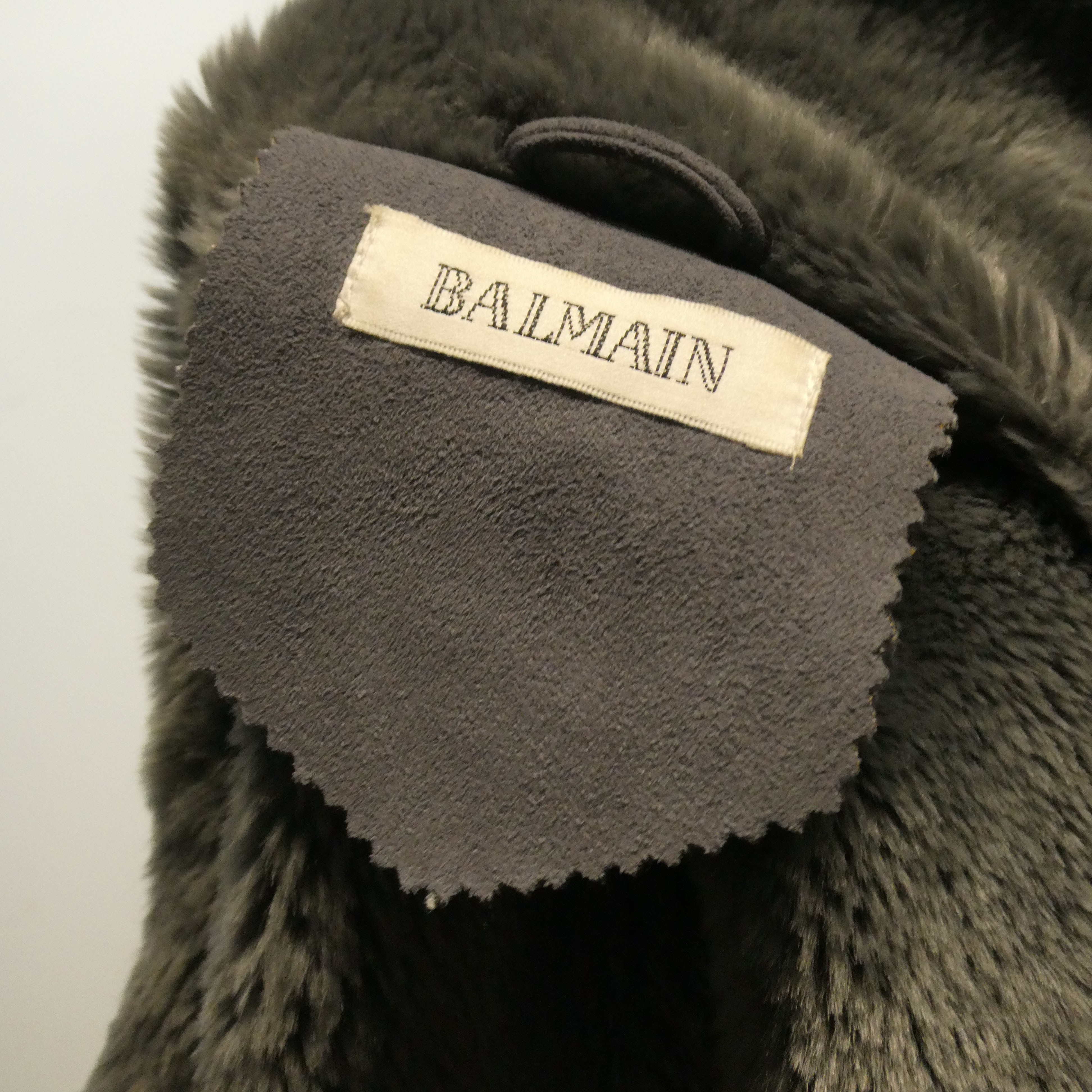 Balmain veste grise fourrure vintage - taille 36 - Photo 2