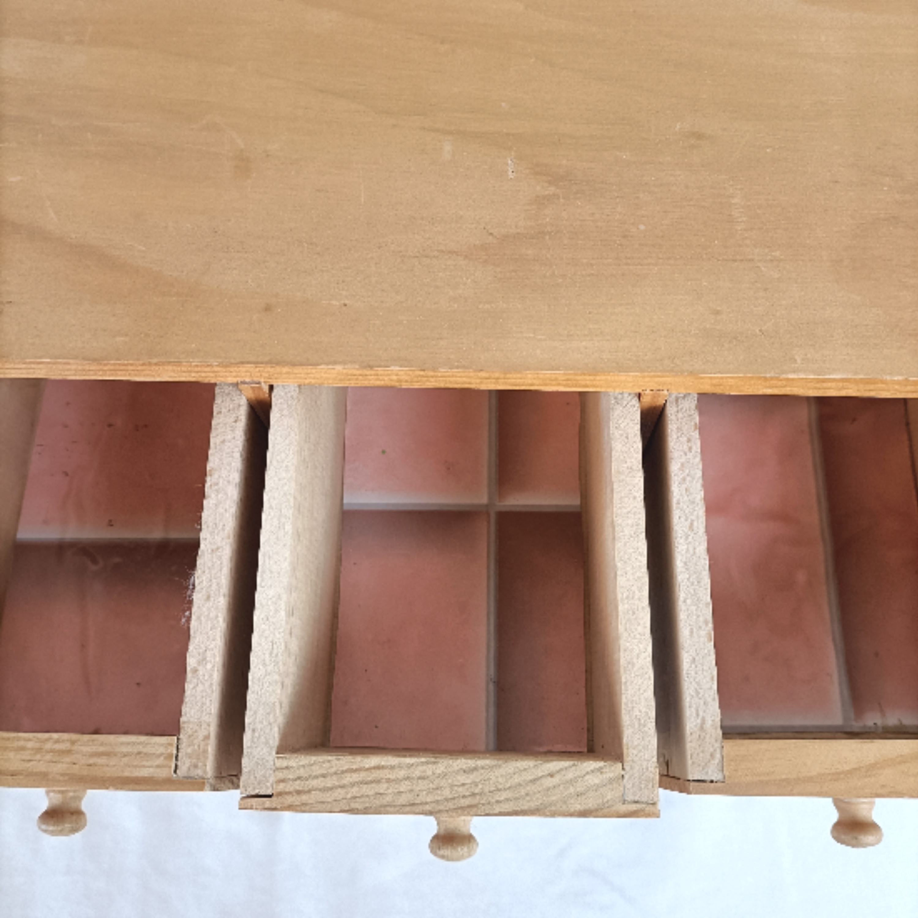 Petit meuble de rangement en bois - Photo 2