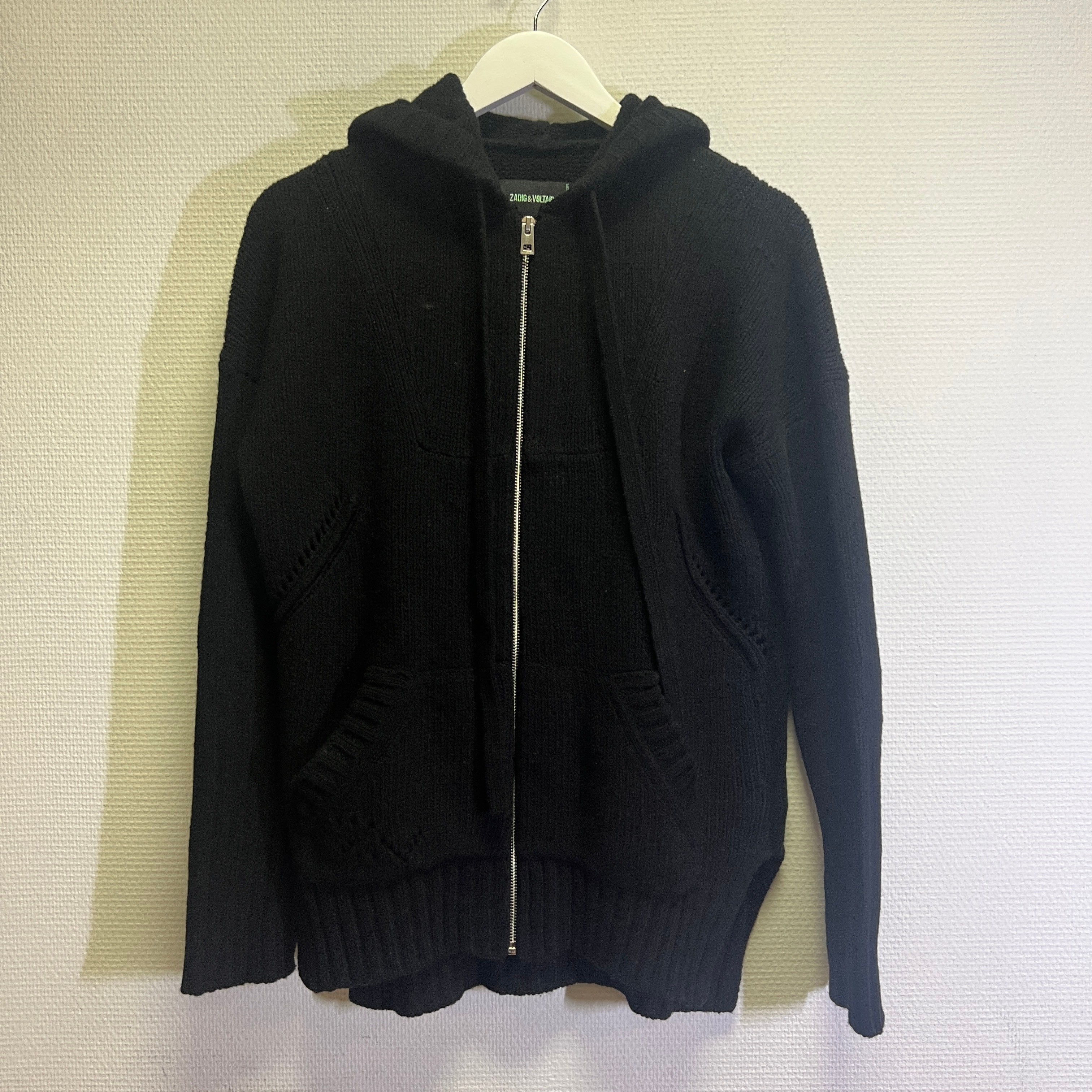 Zadig&Voltaire - Gilet "je m'en fous" noir - Laine mérinos - Femme S Comme neuf - Vue 4 - 