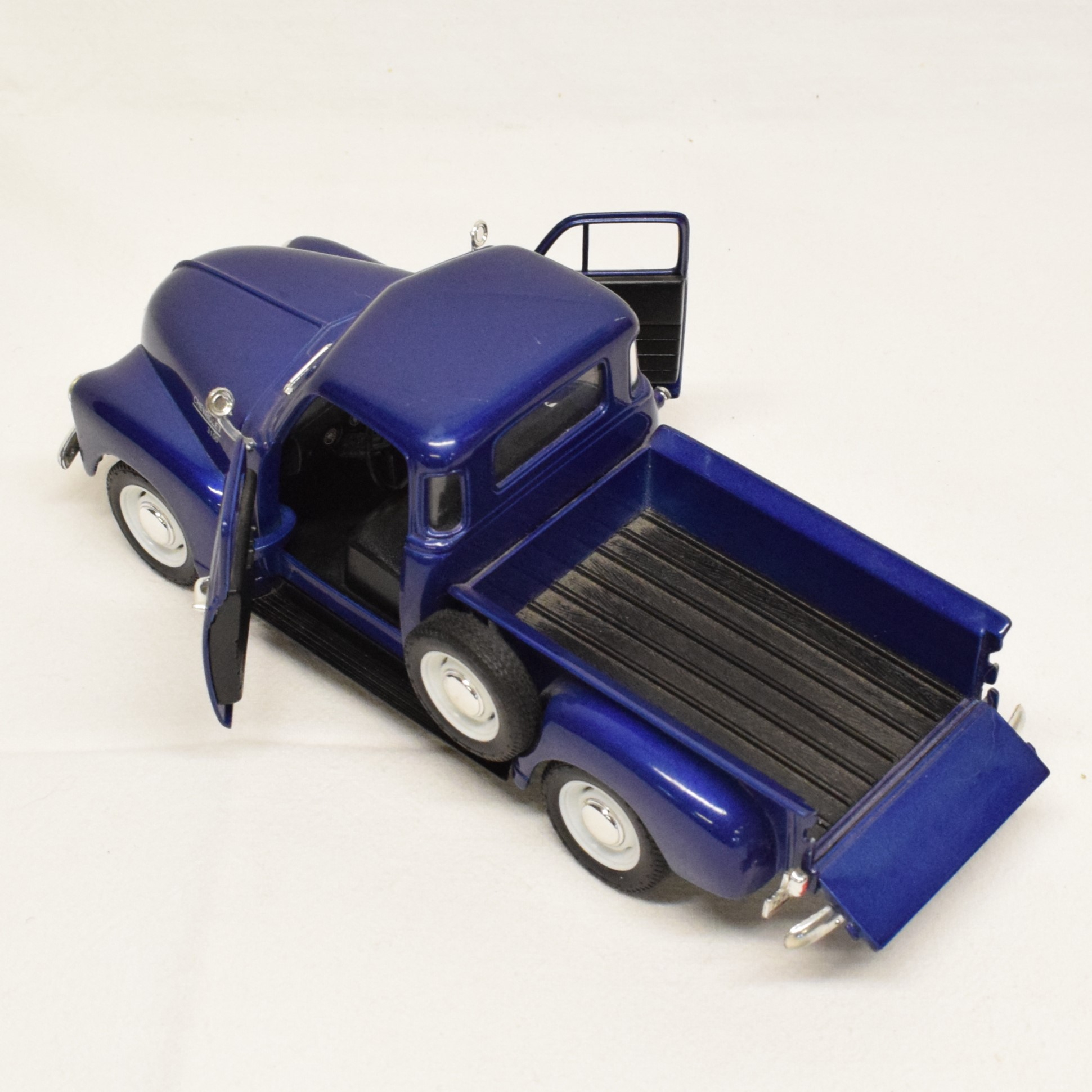Chevrolet pick-up 1953 échelle 1:24 par WELLY État correct - Vue 3 - 