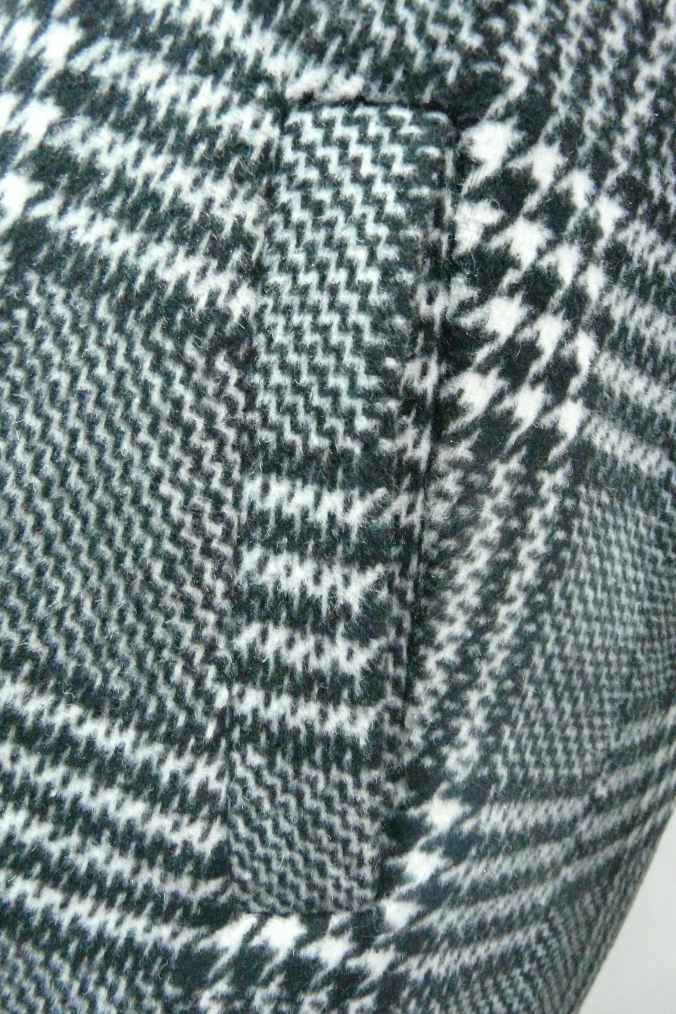 Voir photo 7 de E1 - Manteau motif tartan - Kiabi - Âge 12 ans (2XS) E1 - Manteau motif tartan - Kiabi - Âge 12 ans (2XS) - Vue 7 -